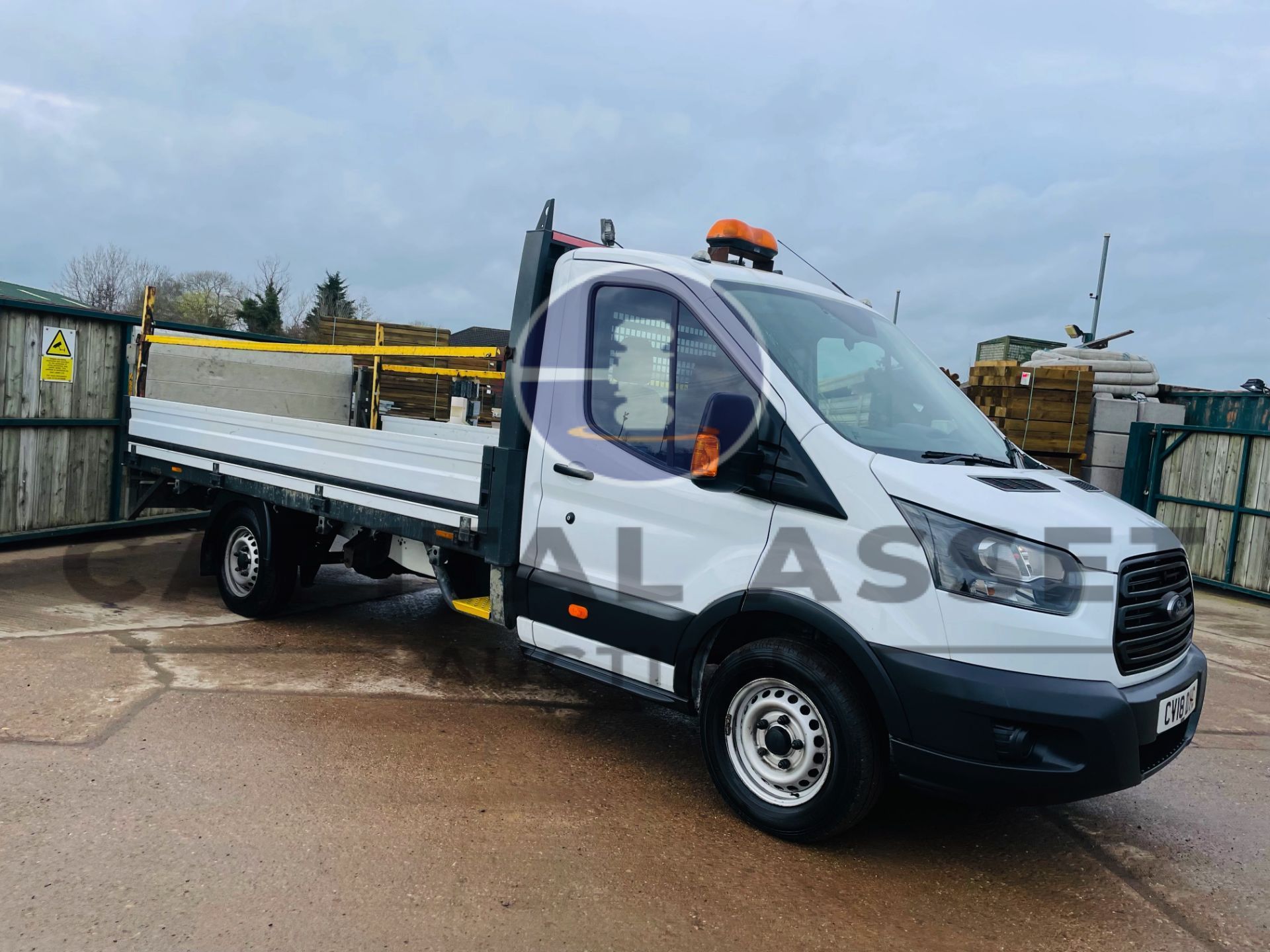 (On Sale) FORD TRANSIT 130 T350L RWD *LWB - DROPSIDE TRUCK* (2018 - EURO 6) '130 BHP - *TAIL-LIFT* - Image 2 of 30