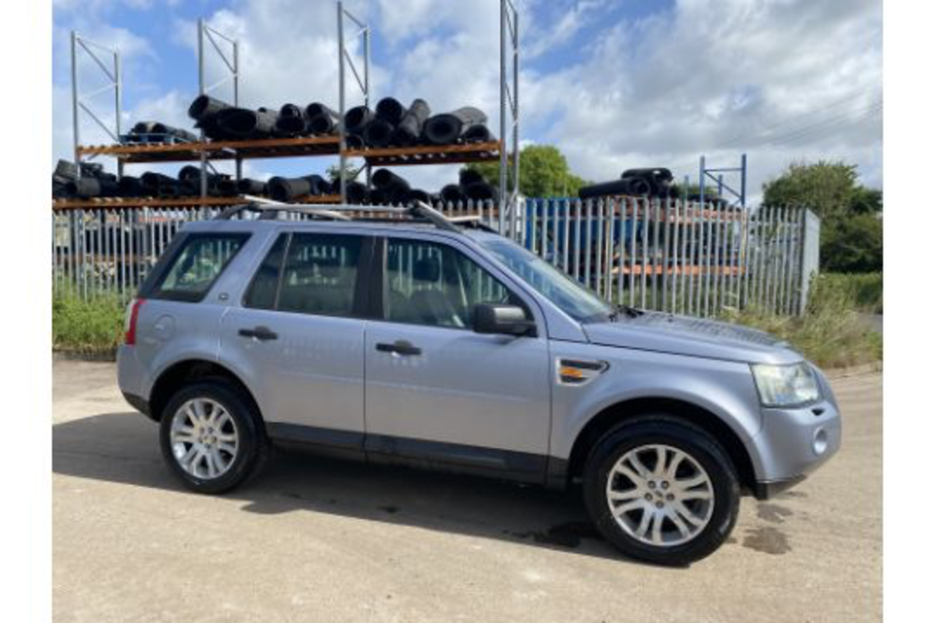 LANDROVER FREELANDER 2.2TD4 "HSE" TOP OF THE RANGE - FSH - LEATHER - SAT NAV - FULLY LOADED!!! - Image 10 of 33