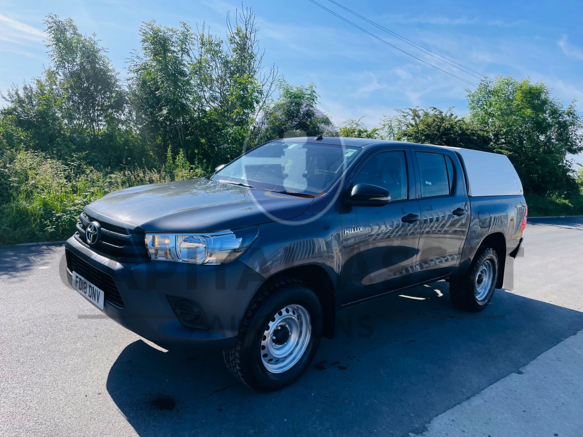 (On Sale) TOYOTA HILUX *DOUBLE CAB PICK-UP* (2018 - EURO 6) 2.4 D-4D - 6 SPEED *ONLY 52,000 MILES* - Image 3 of 43