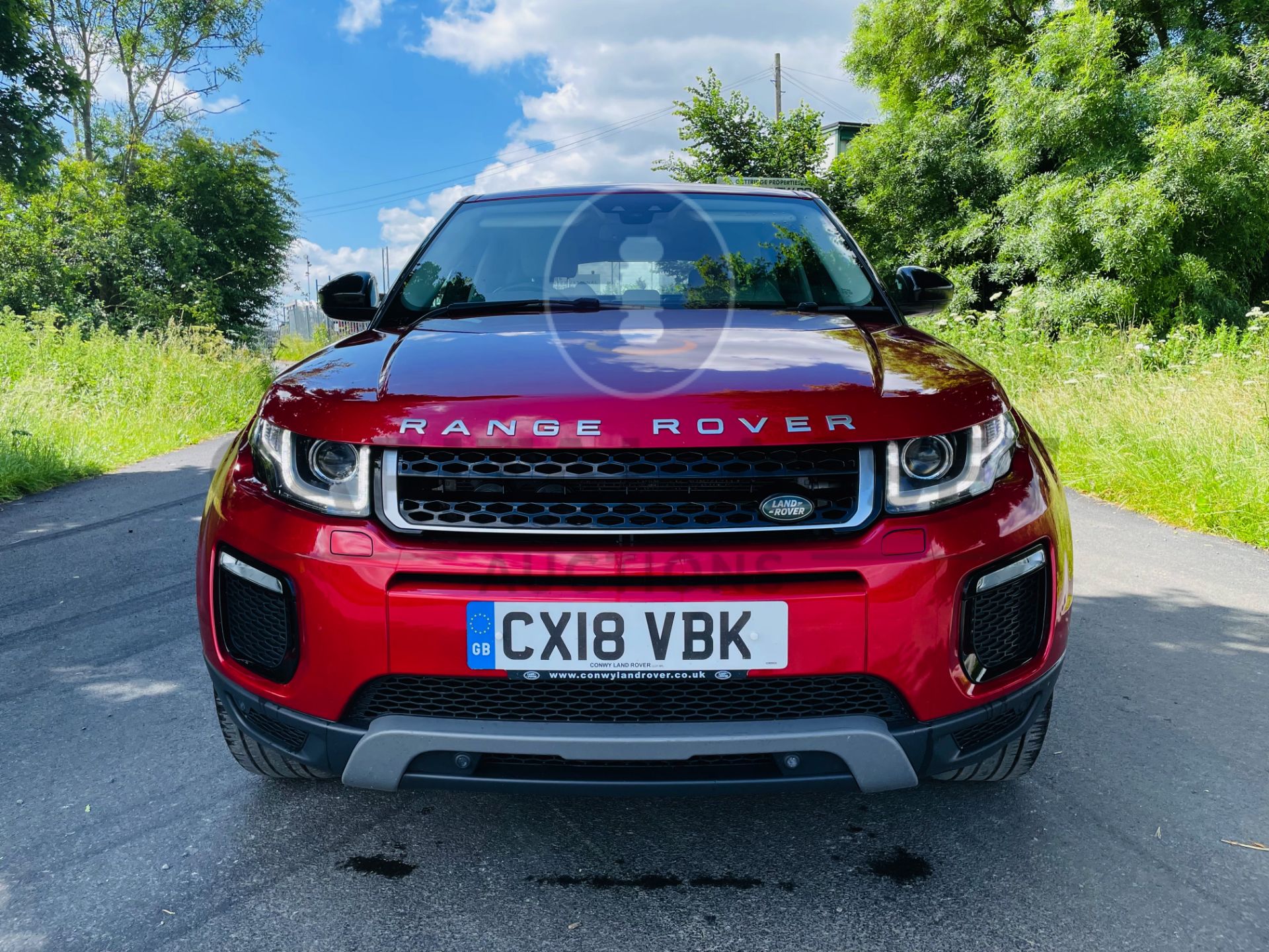 (On Sale) RANGE ROVER EVOQUE 2.0eD4 "SE TECH" (18 REG) FLRSH - "STONE LEATHER" -SAT NAV -NO VAT - Image 4 of 26