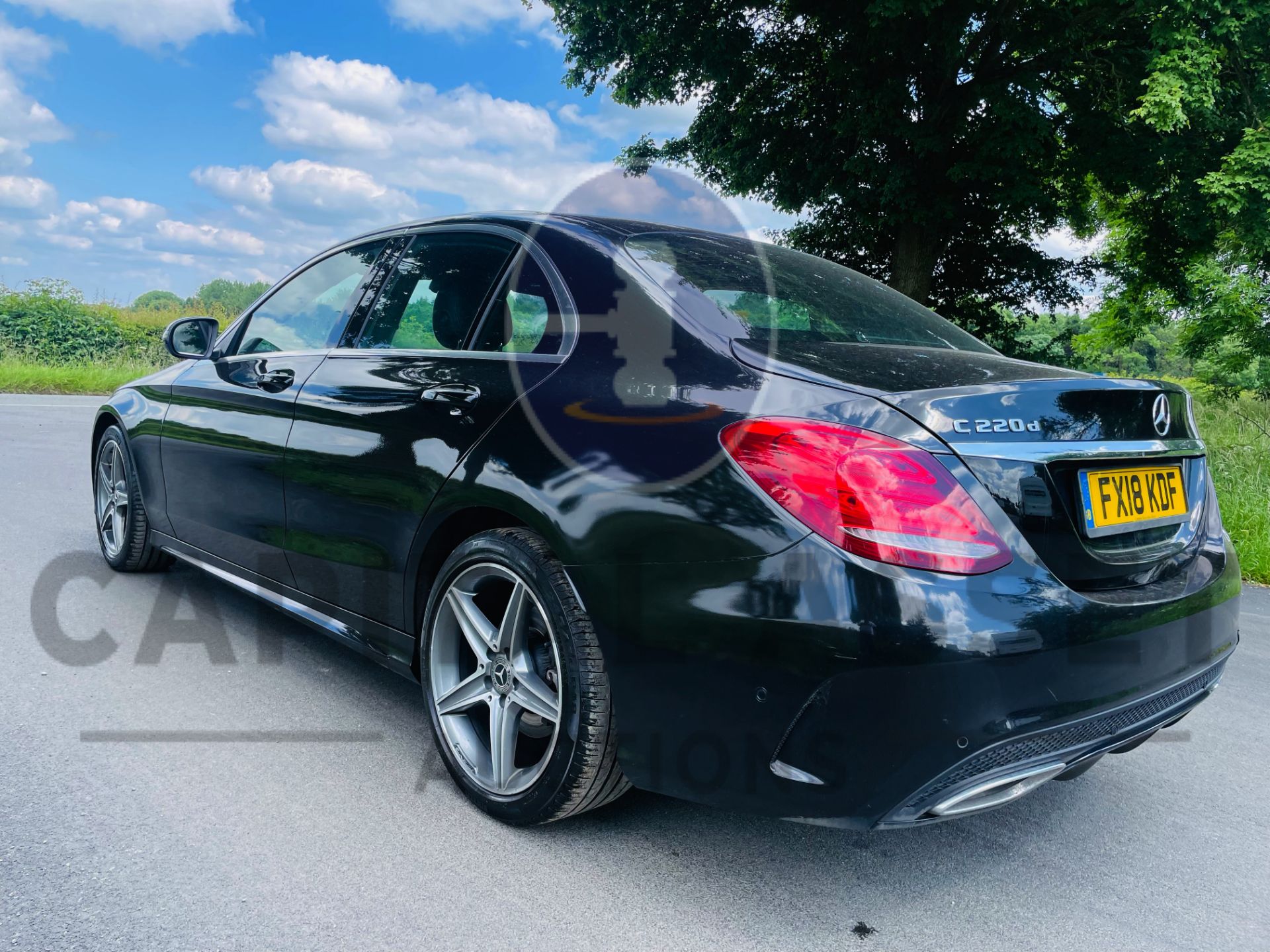 (ON SALE) MERCEDES-BENZ C220d *AMG LINE* (2018 - EURO 6) 9G TRONIC AUTO - LEATHER - SAT NAV *NO VAT* - Image 10 of 46