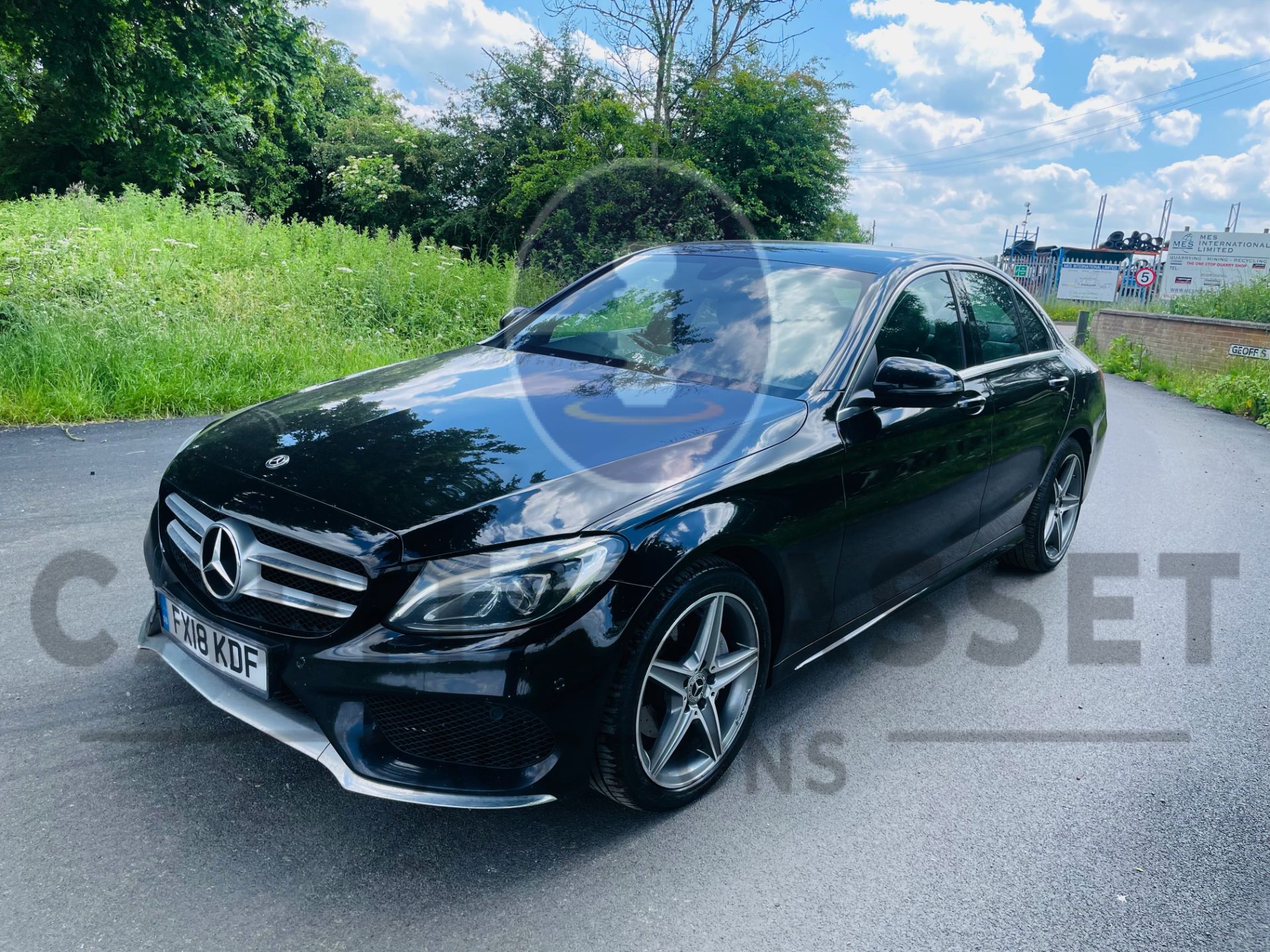 (ON SALE) MERCEDES-BENZ C220d *AMG LINE* (2018 - EURO 6) 9G TRONIC AUTO - LEATHER - SAT NAV *NO VAT* - Image 5 of 46