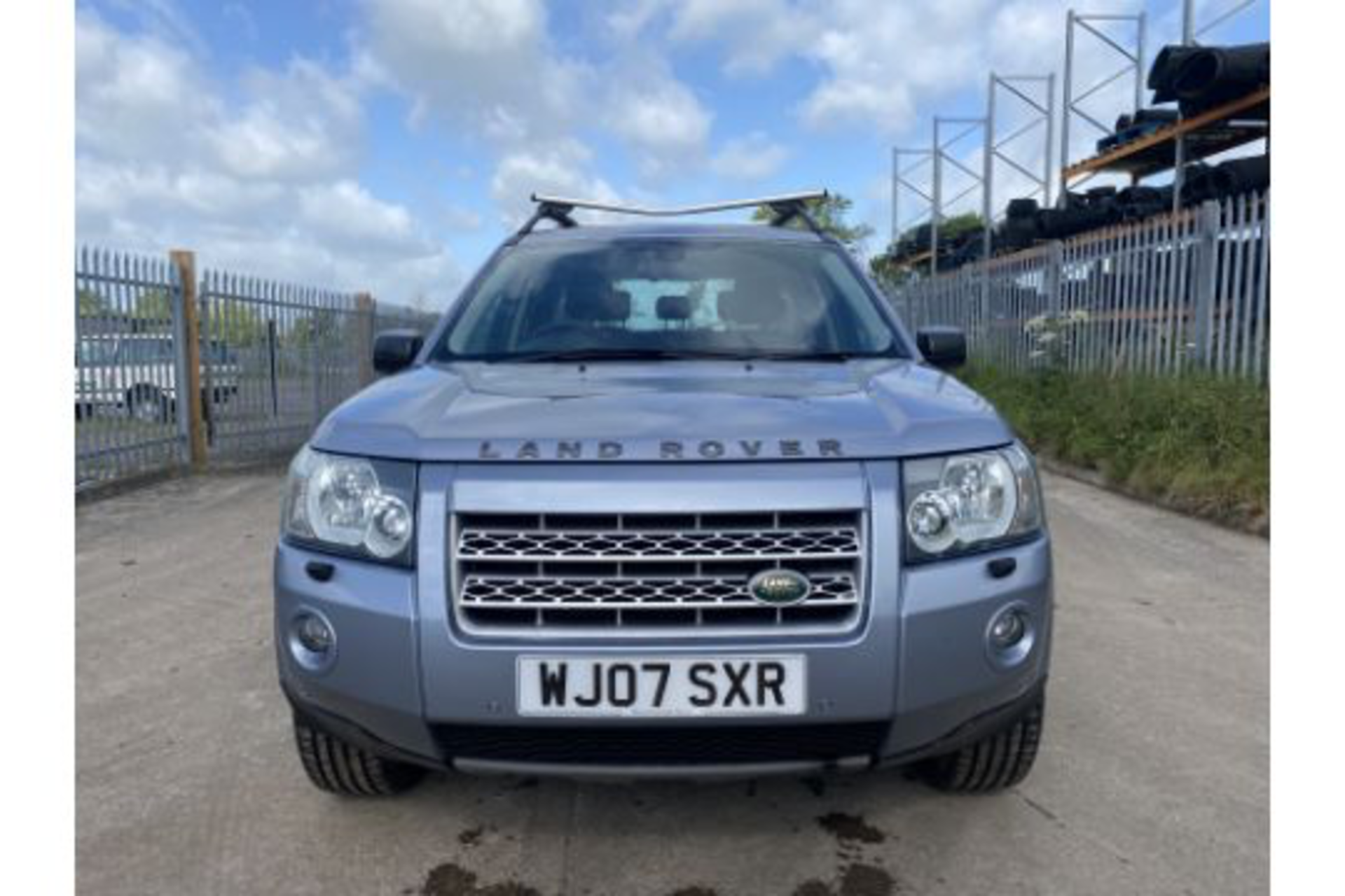 LANDROVER FREELANDER 2.2TD4 "HSE" TOP OF THE RANGE - FSH - LEATHER - SAT NAV - FULLY LOADED!!! - Image 5 of 33