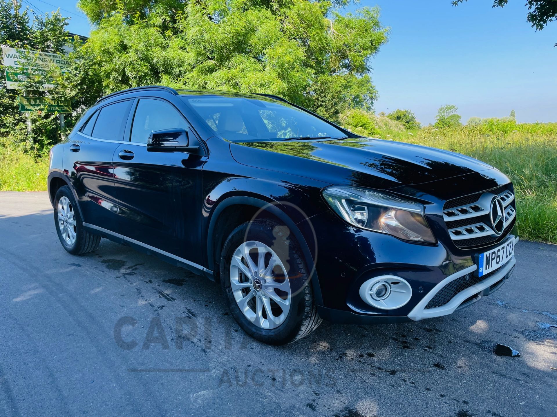 ON SALE MERCEDES GLA 200d "SE EXECUTIVE" 1 OWNER (2018 MODEL)LEATHER - SAT NAV- REAR CAMERA - Image 5 of 27