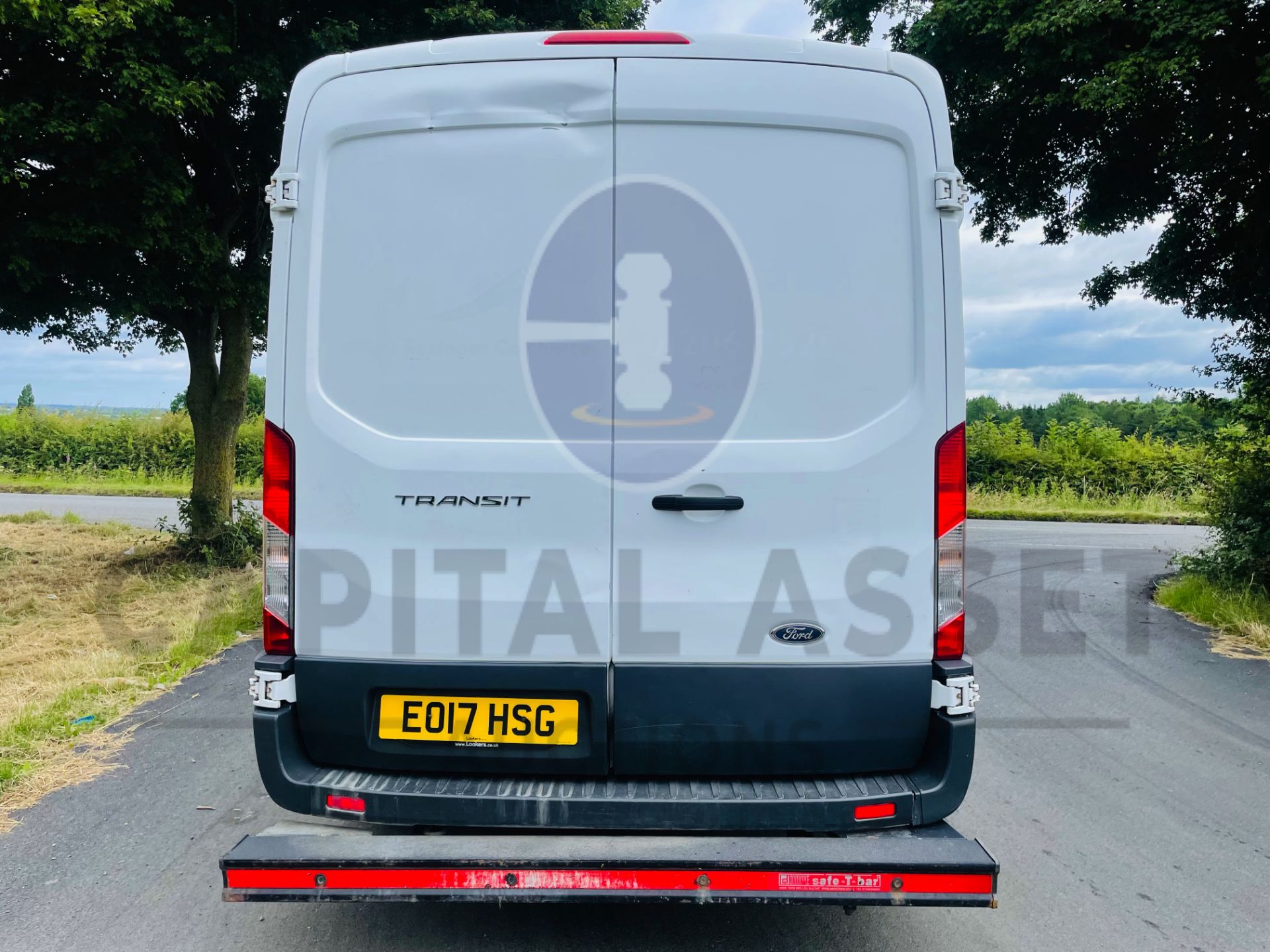 (On Sale) FORD TRANSIT 130 T350 *LWB -REFRIGERATED VAN* (2017 - EURO 6) 2.0 TDCI 'ECOBLUE' - 6 SPEED - Image 11 of 42