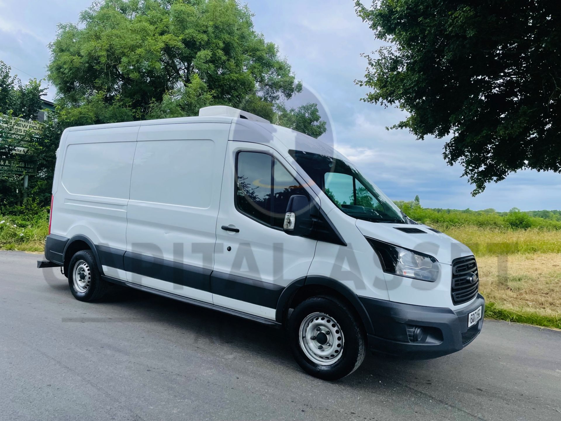 (On Sale) FORD TRANSIT 130 T350 *LWB -REFRIGERATED VAN* (2017 - EURO 6) 2.0 TDCI 'ECOBLUE' - 6 SPEED - Image 2 of 42