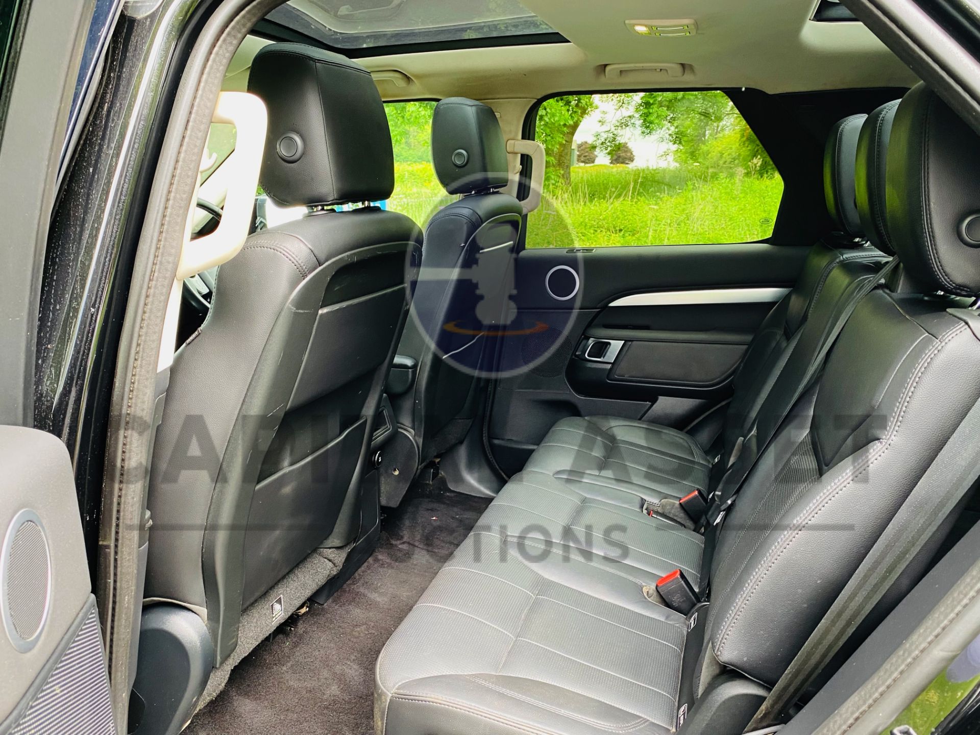 LAND ROVER DISCOVERY 5 *LANDMARK* 7 SEATER SUV (2020 - EURO 6) 3.0 SD6 - 8 SPEED AUTO *FULLY LOADED* - Image 27 of 63