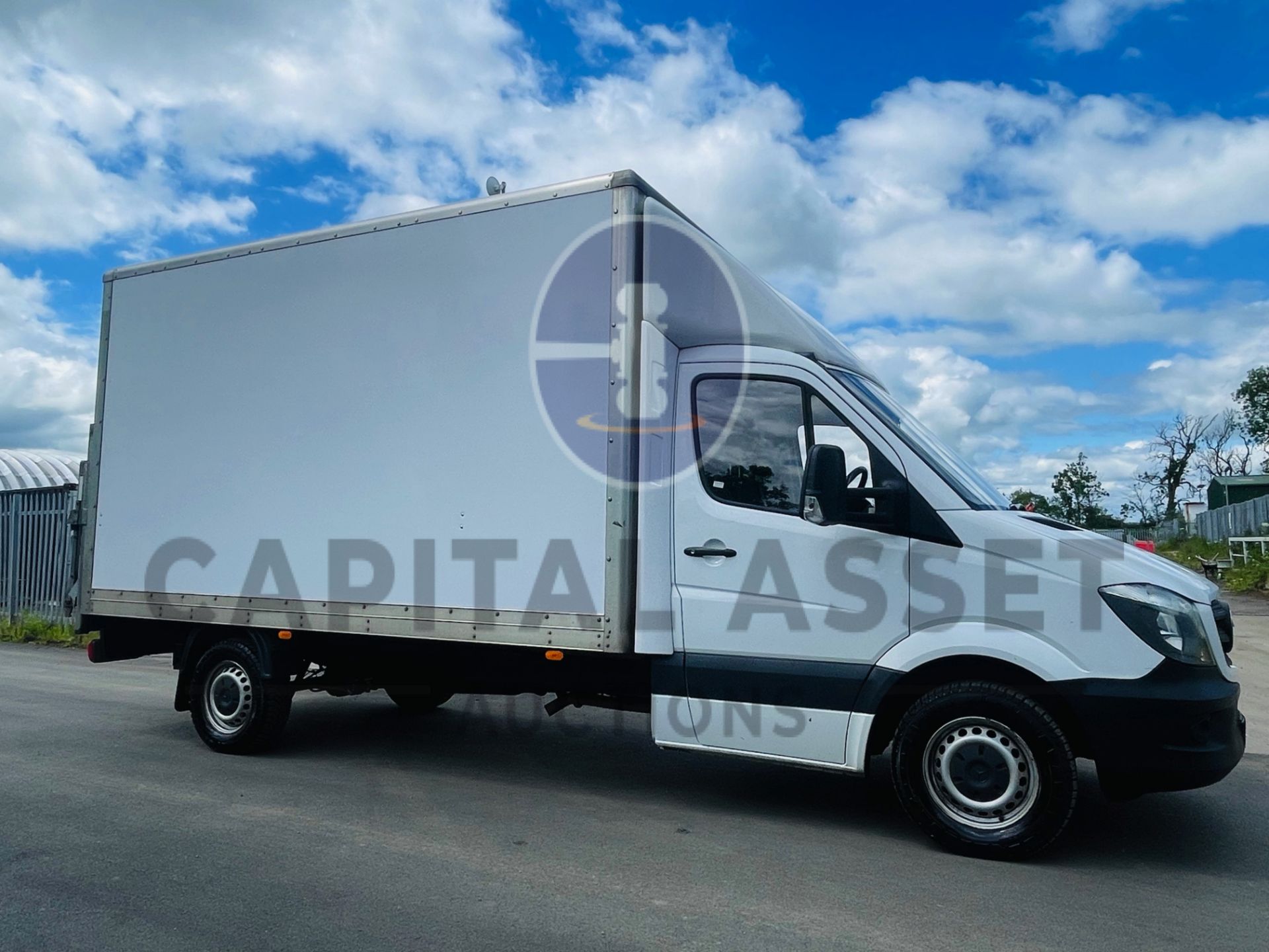 (On Sale) MERCEDES-BENZ SPRINTER 314 CDI *LWB - LUTON* (2017-EURO 6) 140 BHP - AUTO *TAIL-LIFT*