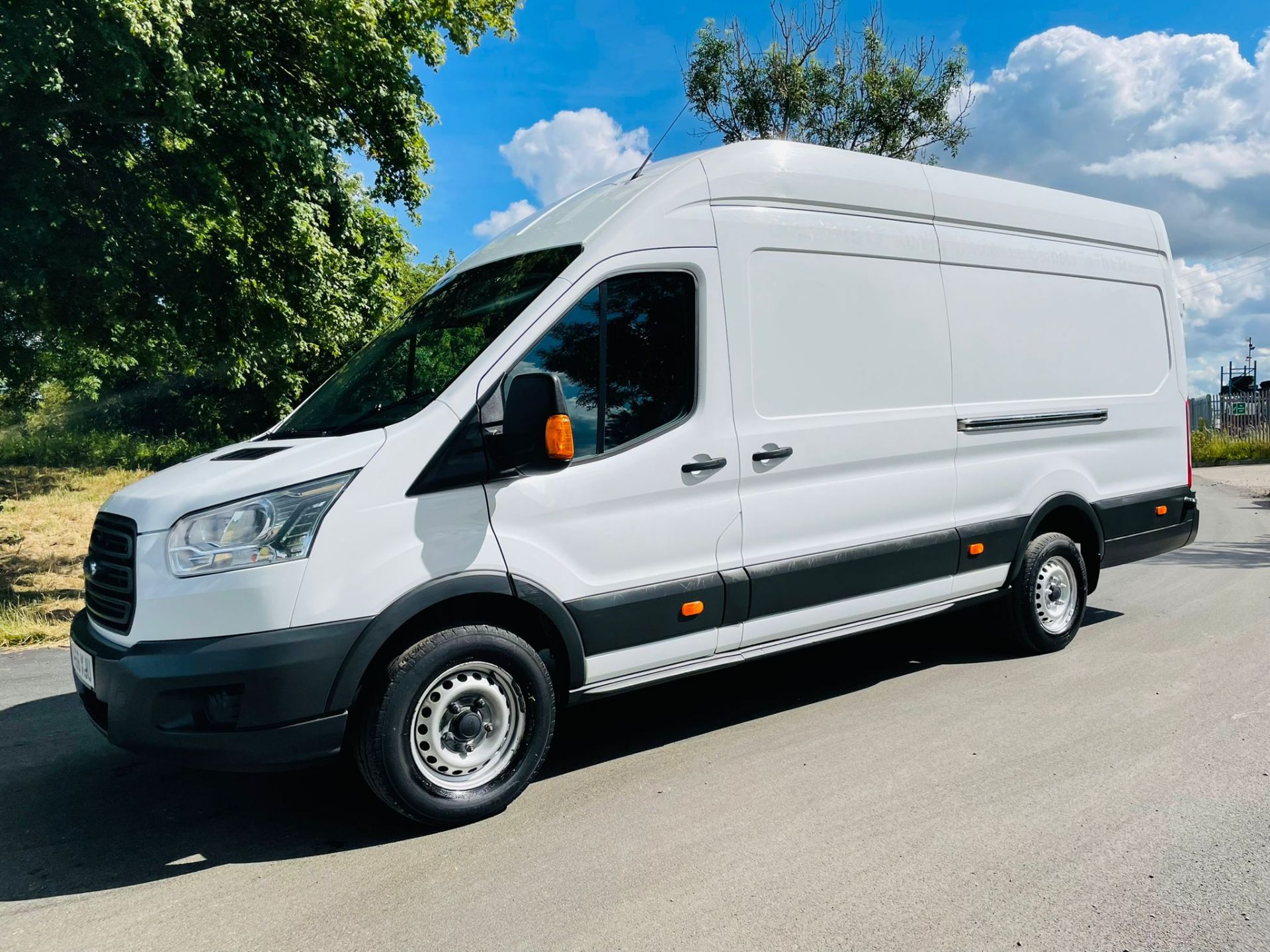 (ON SALE) FORD TRANSIT T350L 2.2TDCI "125" LWB EF JUMBO (2017 MODEL) EURO 6 - EXTRA LONG WHEEL BASE - Image 10 of 19