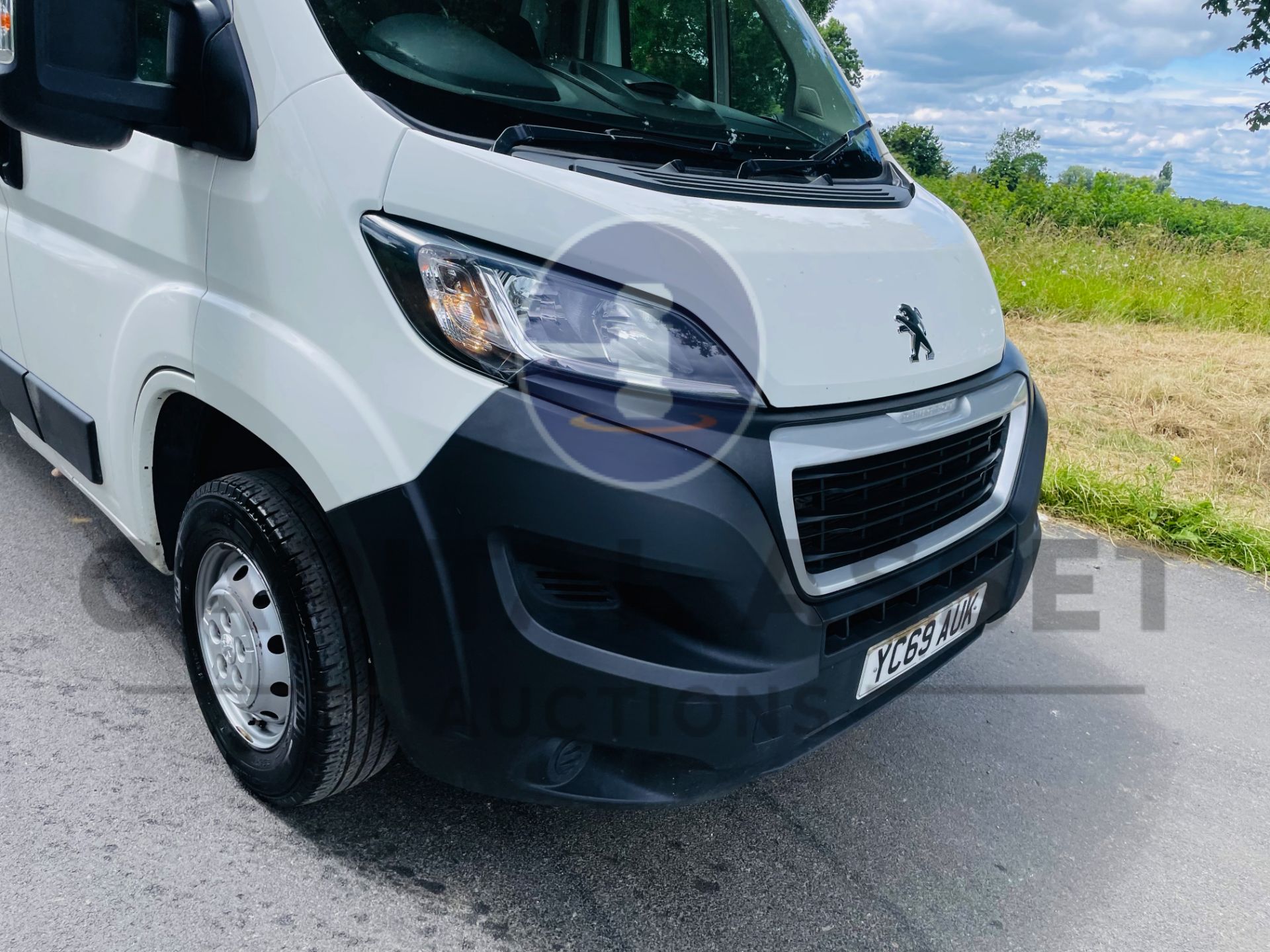 PEUGEOT BOXER 335 *L4 EXTENDED FRAME - DROPSIDE* (2020 - EURO 6) 2.0 BLUE HDI - 160 BHP - 6 SPEED - Image 15 of 40