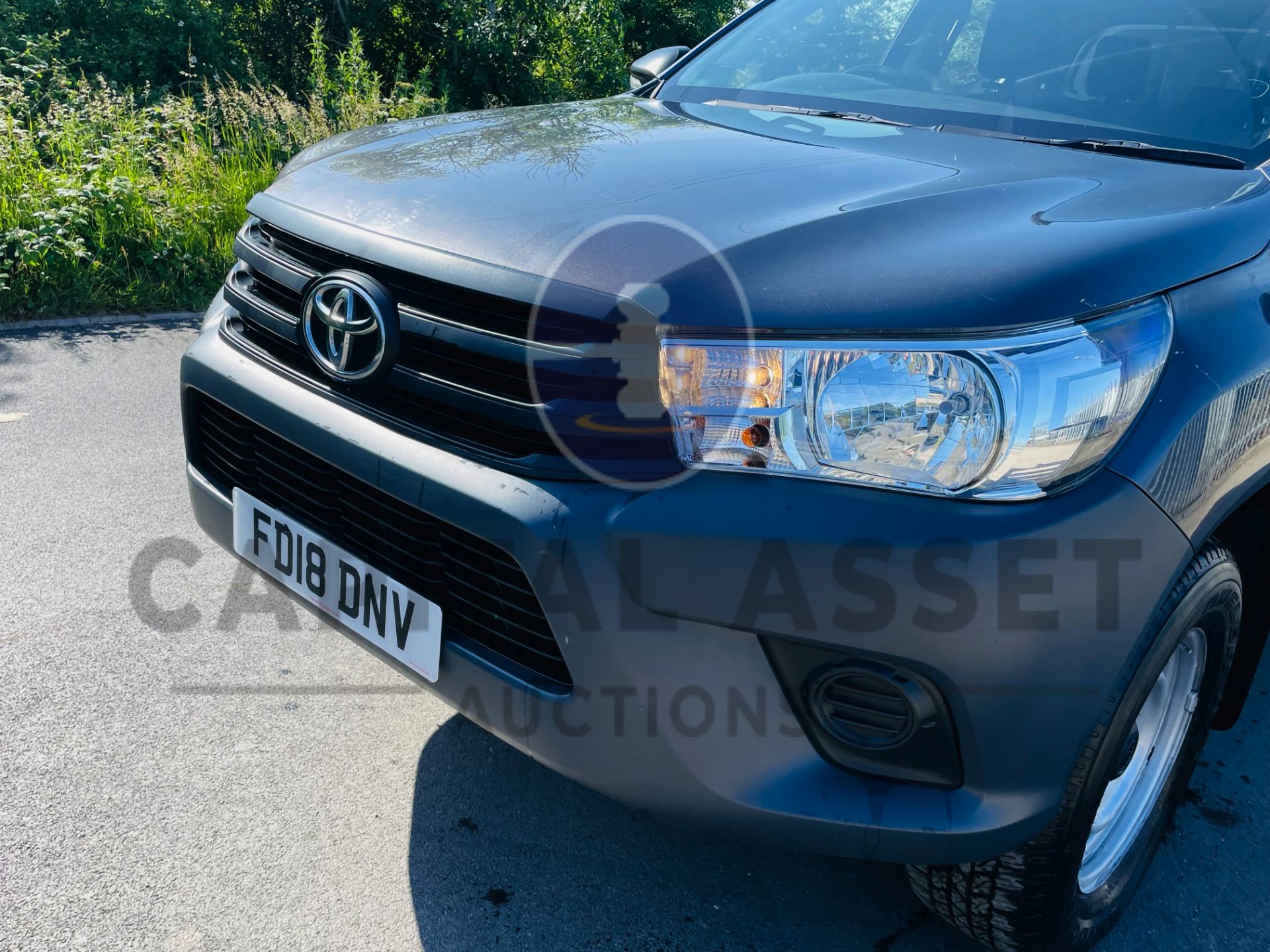 (On Sale) TOYOTA HILUX *DOUBLE CAB PICK-UP* (2018 - EURO 6) 2.4 D-4D - 6 SPEED *ONLY 52,000 MILES* - Image 16 of 43