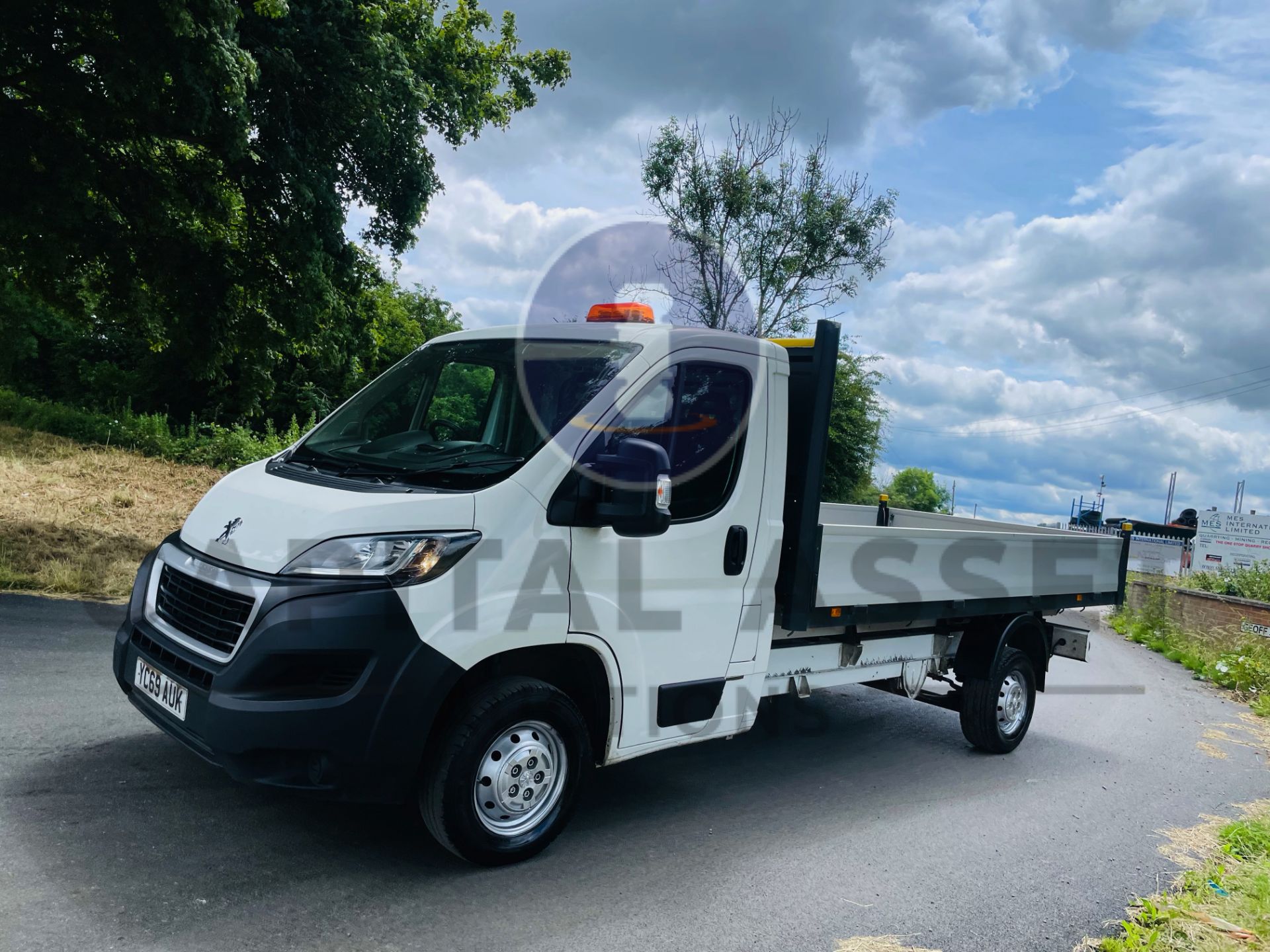 PEUGEOT BOXER 335 *L4 EXTENDED FRAME - DROPSIDE* (2020 - EURO 6) 2.0 BLUE HDI - 160 BHP - 6 SPEED - Image 7 of 40