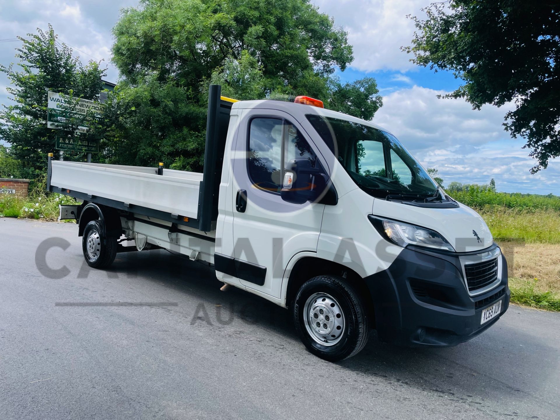 (On Sale) PEUGEOT BOXER 335 *L4 EXTENDED DROPSIDE* (69 REG - EURO 6) 2.0 BLUE HDI - 160 BHP- 6 SPEED - Image 3 of 40