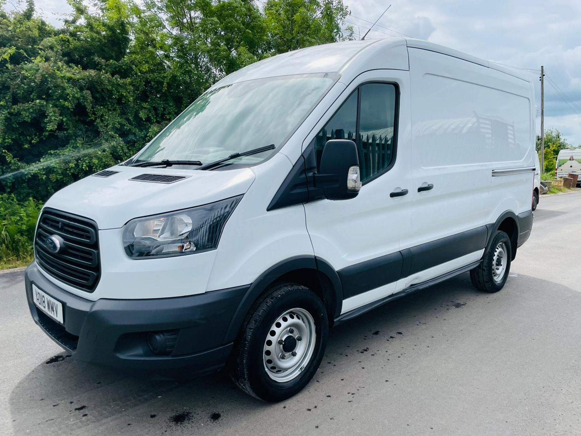 FORD TRANSIT 2.0TDCI "130" ECO-BLUE (EURO 6) PANEL VAN - 18 REG - 1 OWNER - ELEC PACK - LOOK!!!