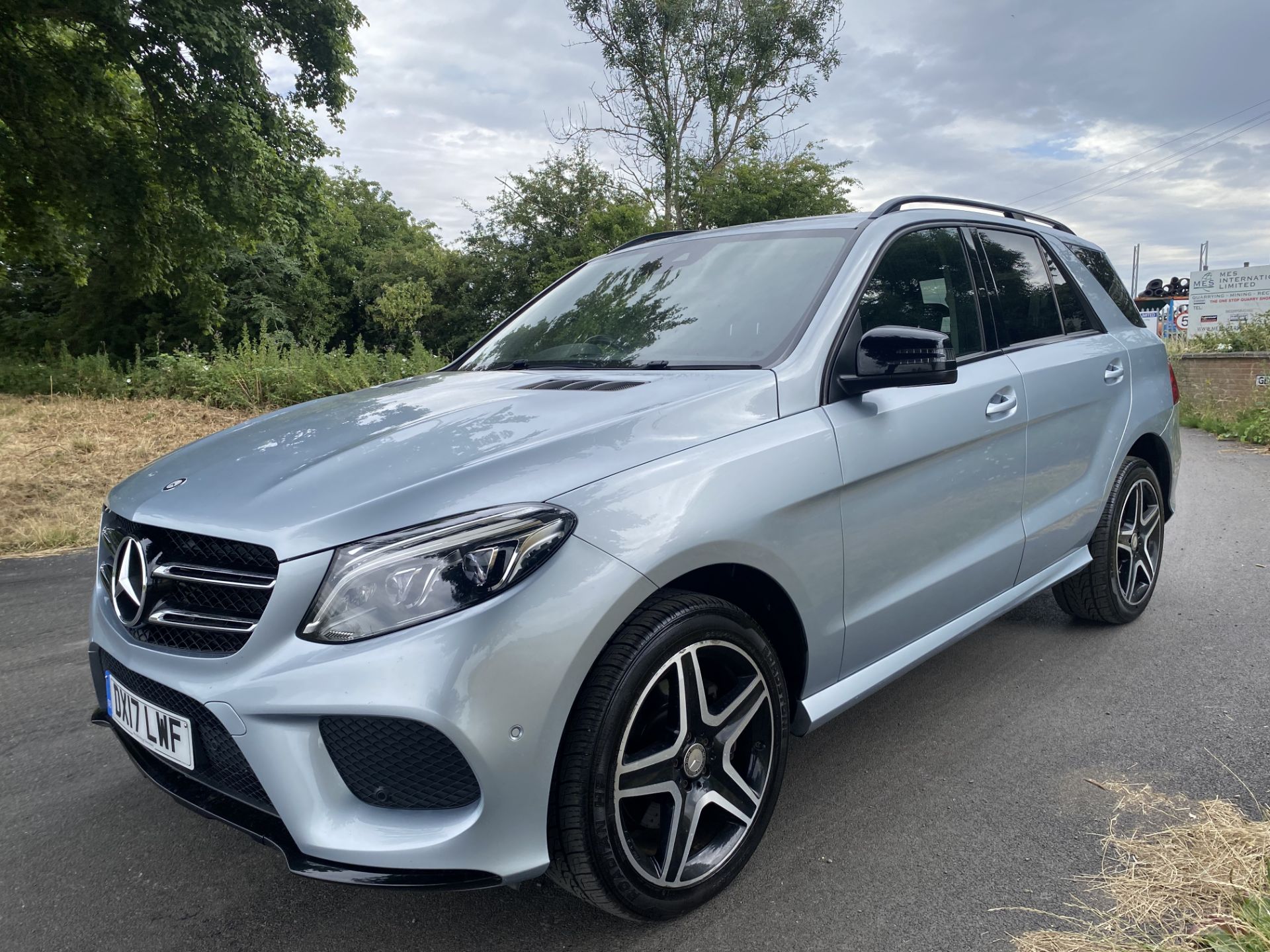 MERCEDES GLE 250d AMG-LINE "NIGHT EDITION" AUTO - 17 REG - 1 OWNER - FULL LEATHER - COMAND - NO VAT! - Image 5 of 36