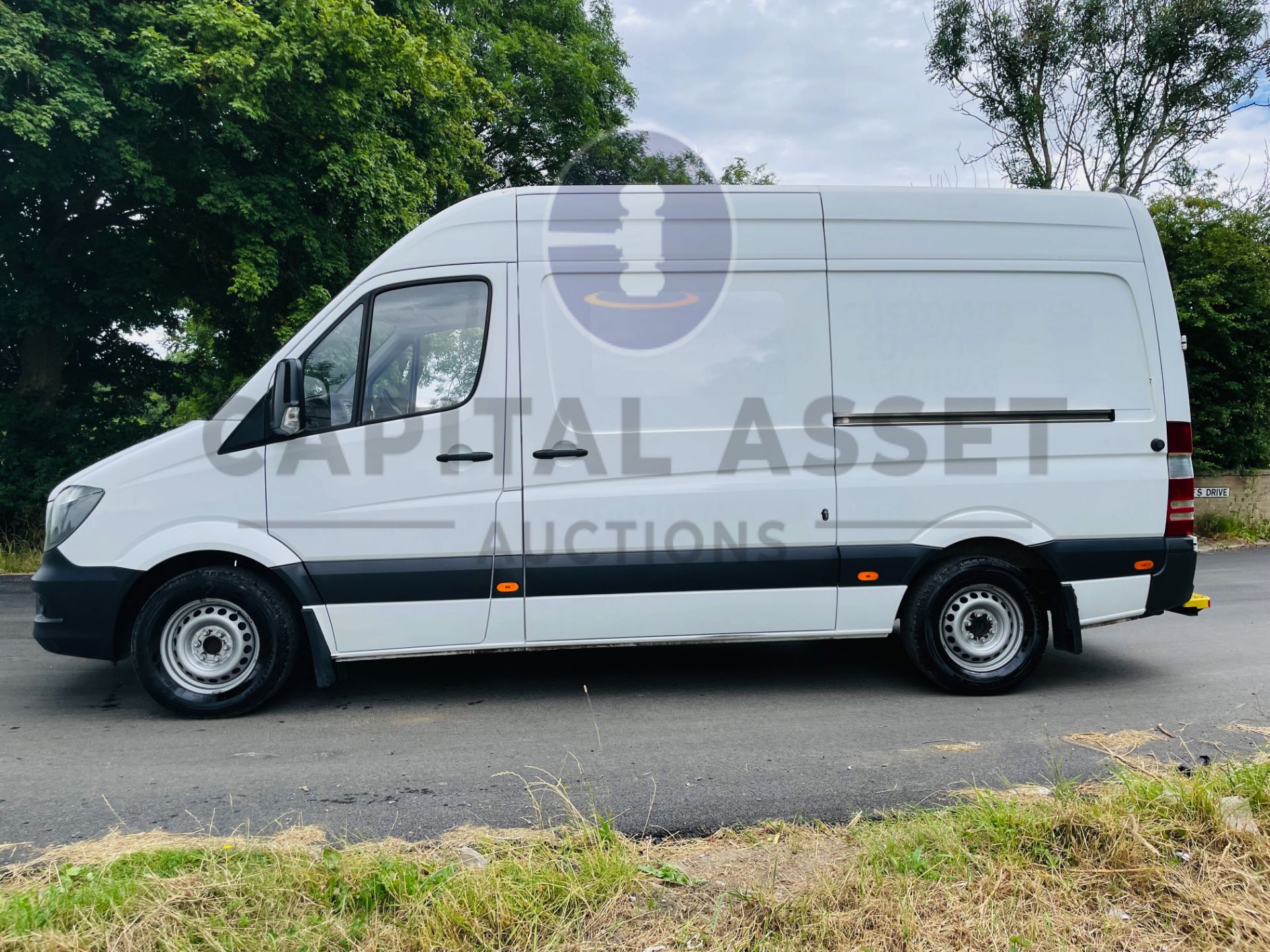 ON SALE MERCEDES SPRINTER 314CDI MWB (2018 MODEL) 140BHP - EURO 6 - ON BOARD POWER INVERTER - - Image 10 of 20