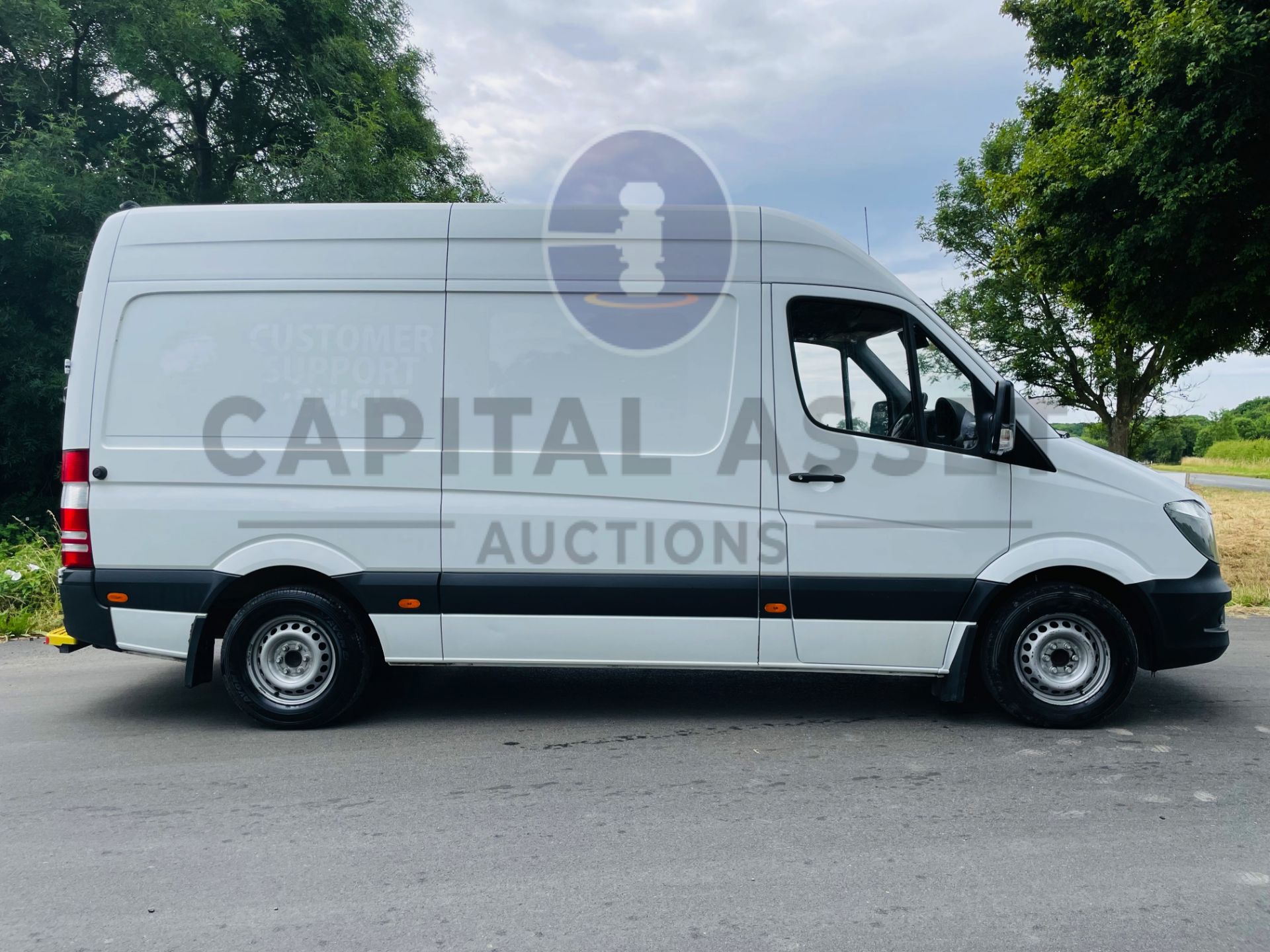 ON SALE MERCEDES SPRINTER 314CDI MWB (2018 MODEL) 140BHP - EURO 6 - ON BOARD POWER INVERTER - - Image 8 of 20