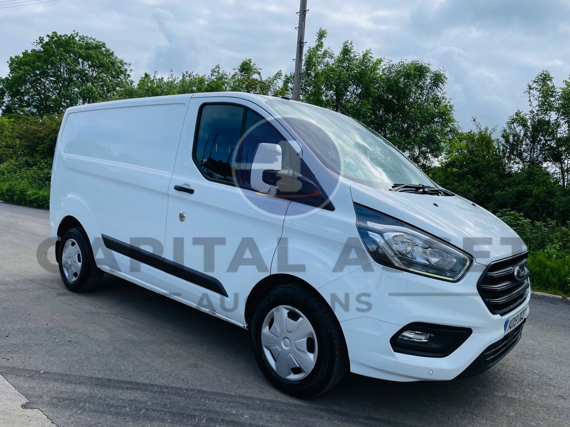 FORD TRANSIT CUSTOM 340 *TREND* LWB - PANEL VAN (2019 - EURO 6) 2.0 TDCI ECOBLUE - 6 SPEED (1 OWNER) - Image 3 of 44