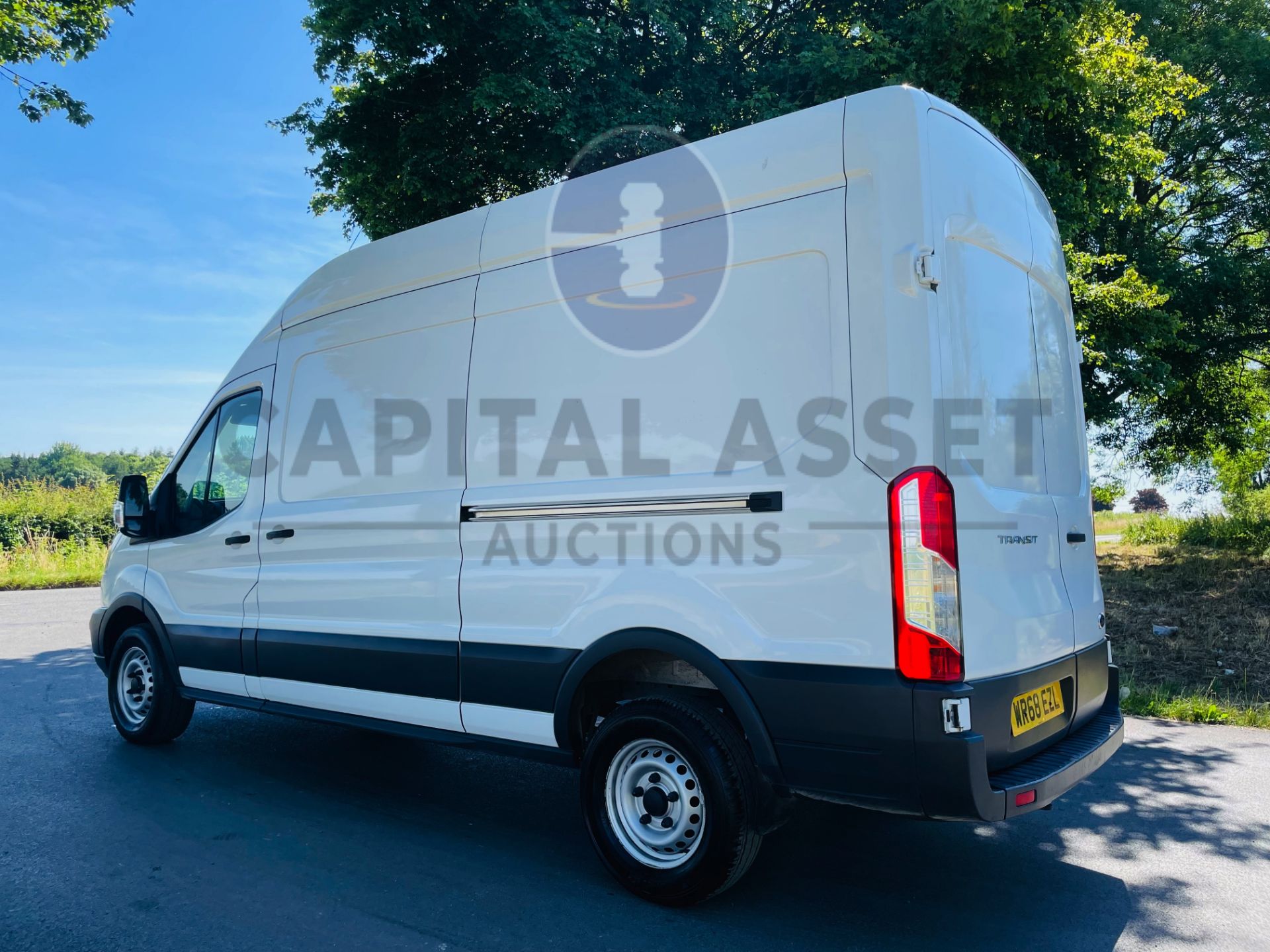 (ON SALE) FORD TRANSIT 2.0TDCI "130" LWB L3/H3 (2019 MODEL) 1 OWNER - EURO 6 - Image 11 of 19