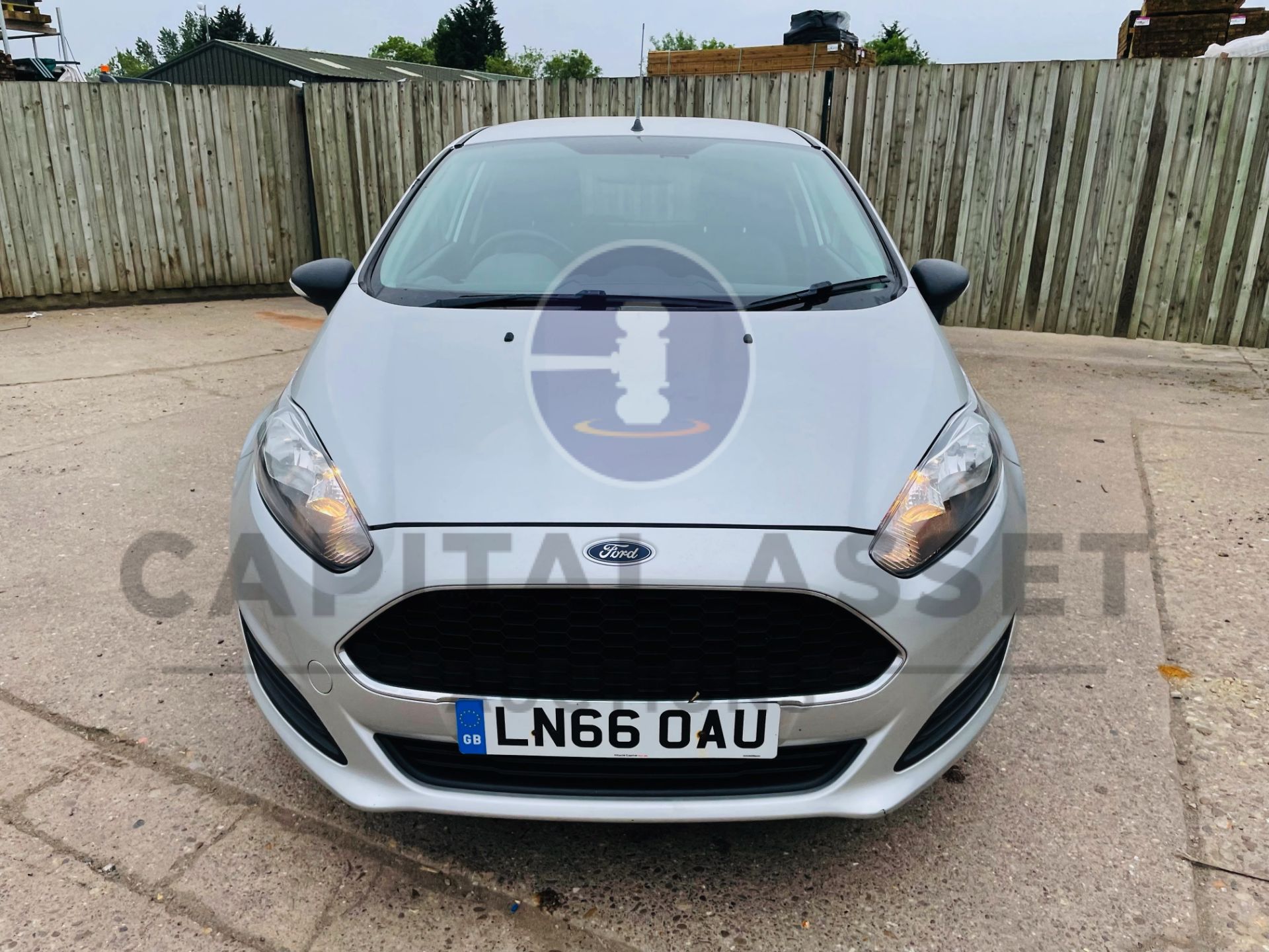 (On Sale) FORD FIESTA *LCV - PANEL VAN* (66 REG - EURO 6) 1.5 TDCI - STOP/START (1 OWNER) *AIR CON* - Image 5 of 38