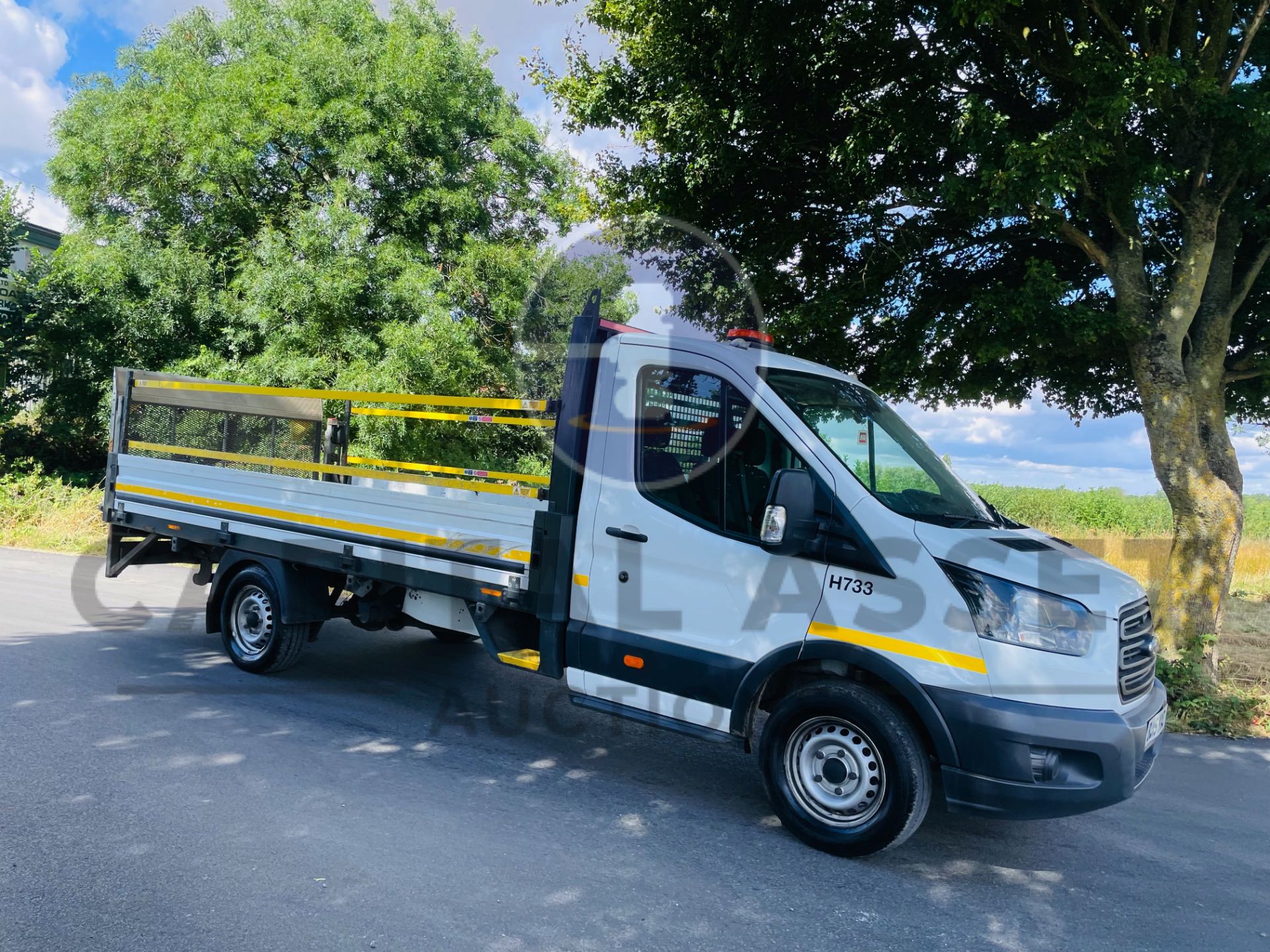 FORD TRANSIT T350 *L4 - XLWB DROPSIDE* (2019 - EURO 6) 2.0 TDCI 'ECOBLUE' - 6 SPEED *1 OWNER - FSH* - Image 2 of 46