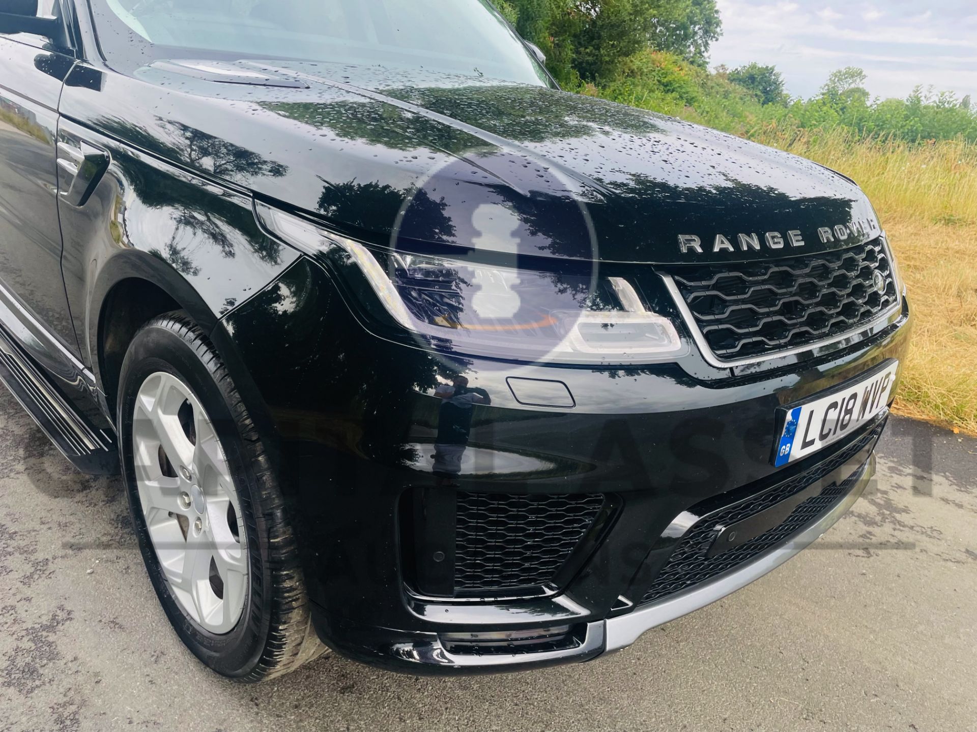 RANGE ROVER SPORT *HSE EDITION* SUV (2018 - NEW MODEL) EURO 6 DIESEL - 8 SPEED AUTOMATIC *HUGE SPEC* - Image 16 of 60