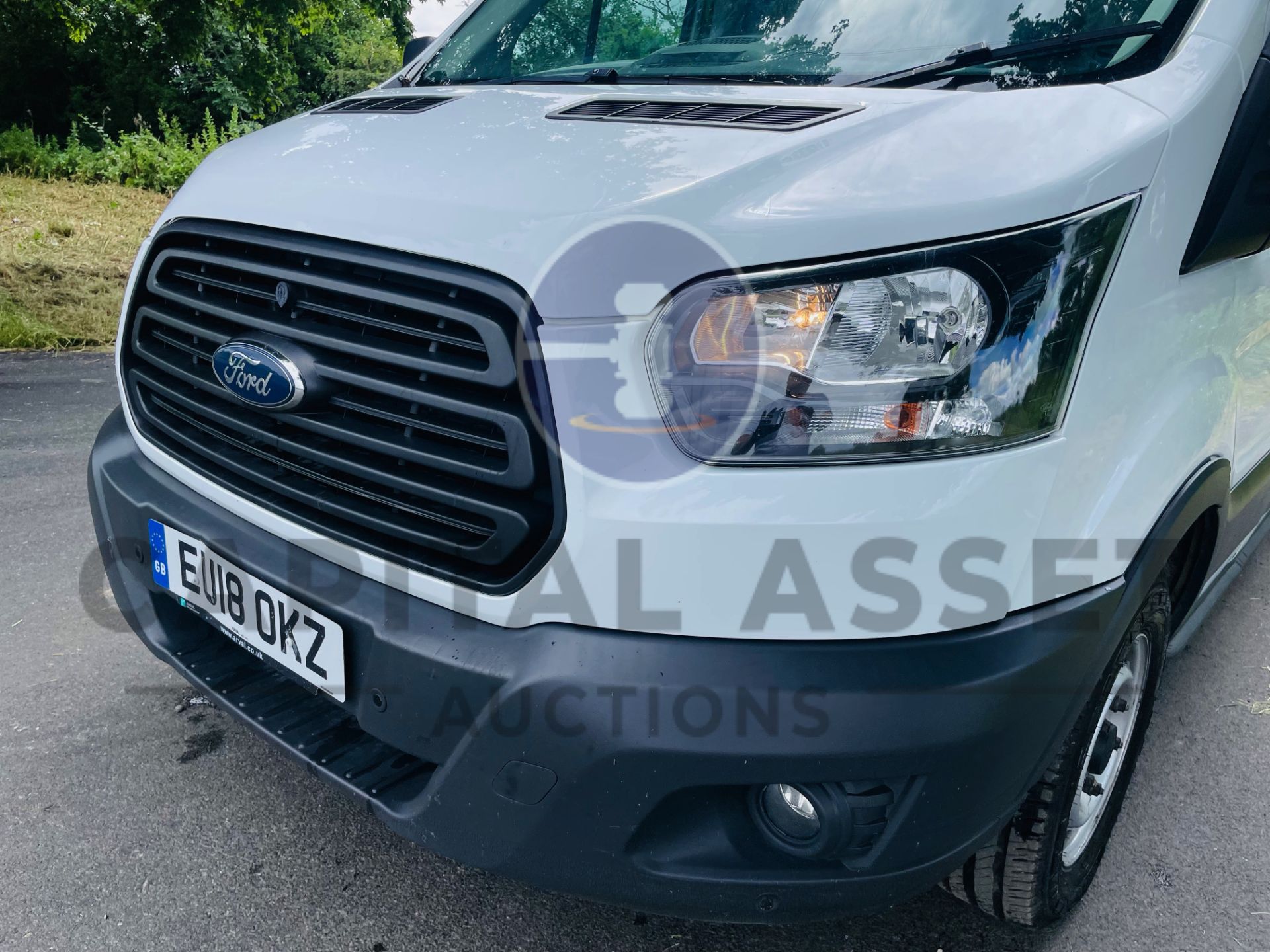 (On Sale) FORD TRANSIT *PANEL VAN* (2018 - EURO 6) 2.0 TDCI 'ECOBLUE' (1 OWNER) *AIR CON & NAV* - Image 16 of 43