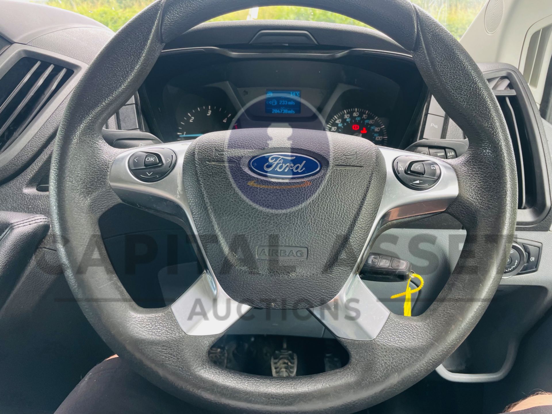 (On Sale) FORD TRANSIT *PANEL VAN* (2018 - EURO 6) 2.0 TDCI 'ECOBLUE' (1 OWNER) *AIR CON & NAV* - Image 41 of 43