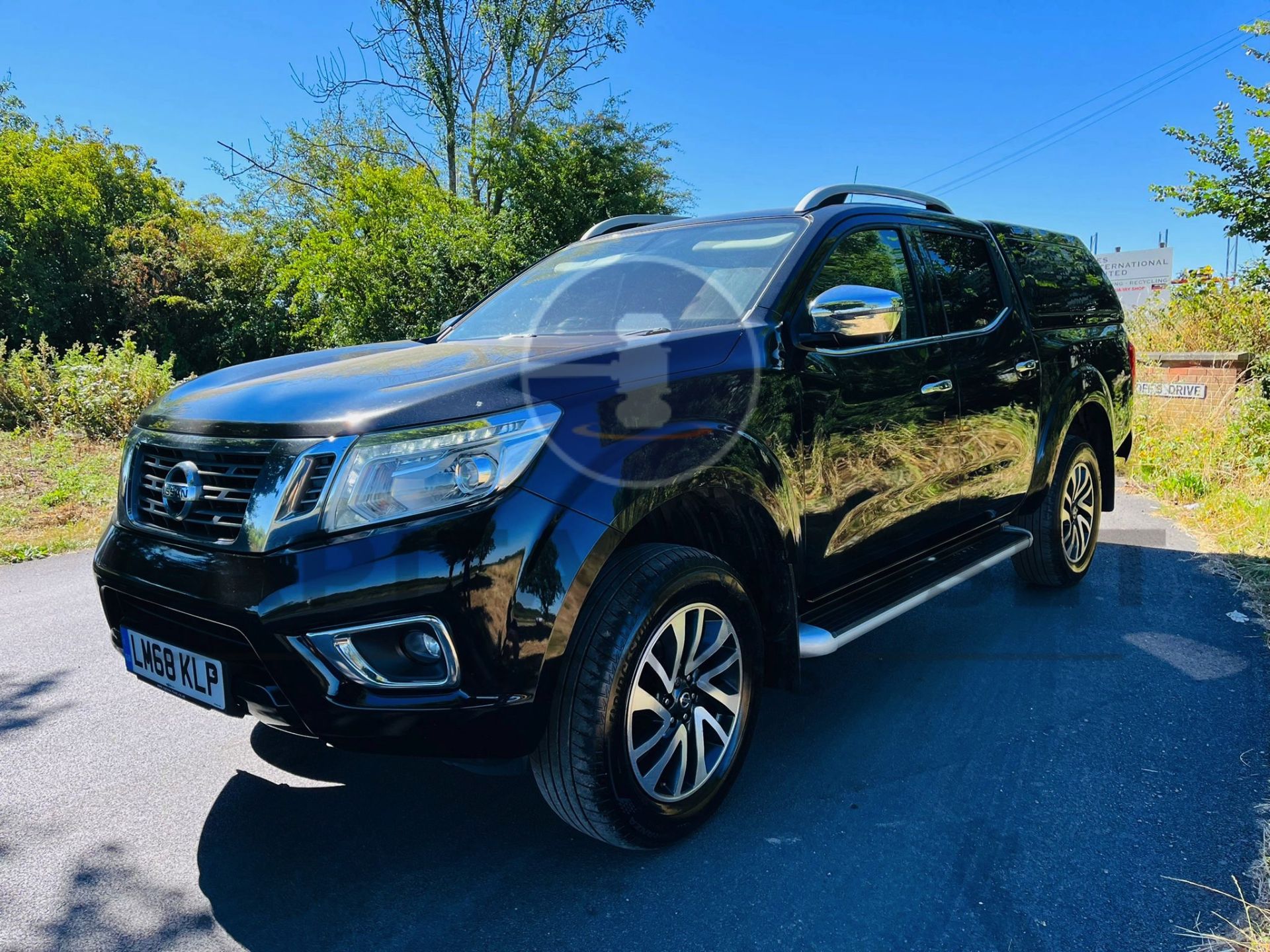 NISSAN NAVARA *TEKNA EDITION* DOUBLE CAB PICK-UP (2019 - EURO 6) 2.3 DCI - STOP/START *HUGE SPEC* - Image 4 of 30