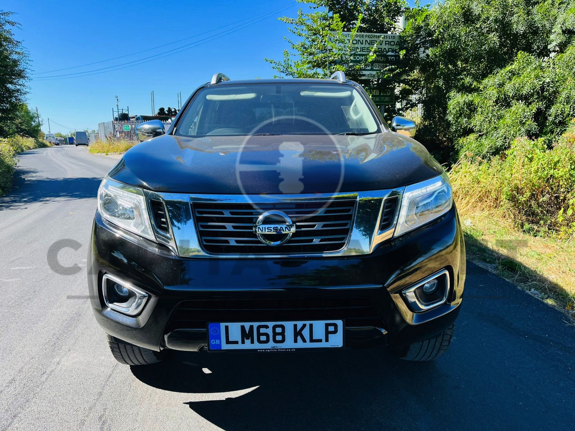 NISSAN NAVARA *TEKNA EDITION* DOUBLE CAB PICK-UP (2019 - EURO 6) 2.3 DCI - STOP/START *HUGE SPEC* - Image 3 of 30