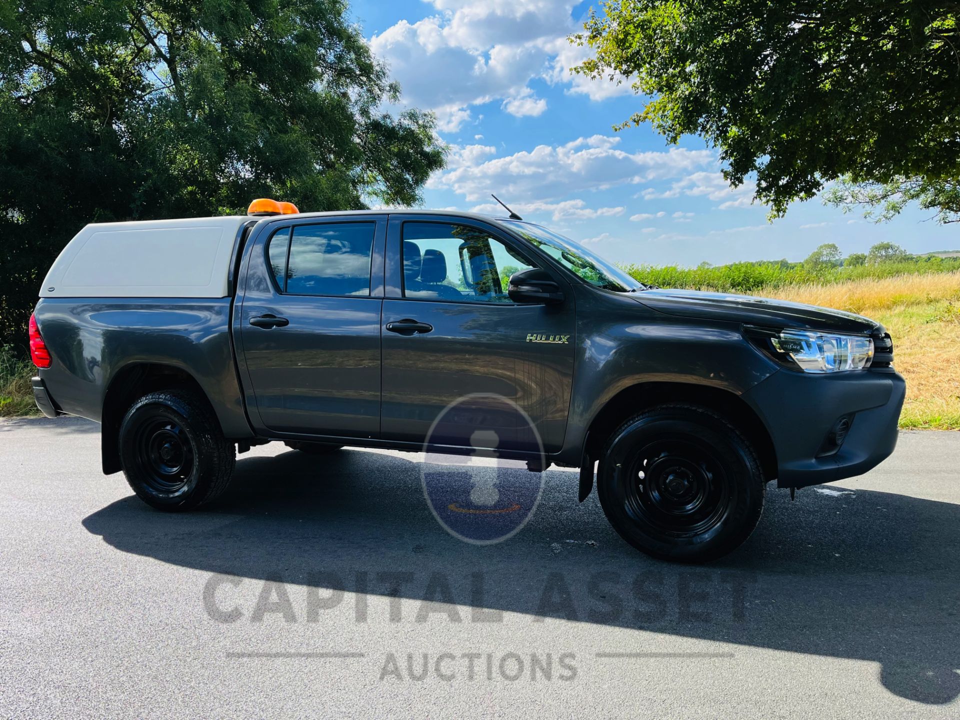 TOYOTA HILUX 2.4 D-4D ACTIVE D/C PICK UP (18 REG) 1 OWNER -AIR CON -ELEC PACK *EURO 6* AD BLUE MODEL