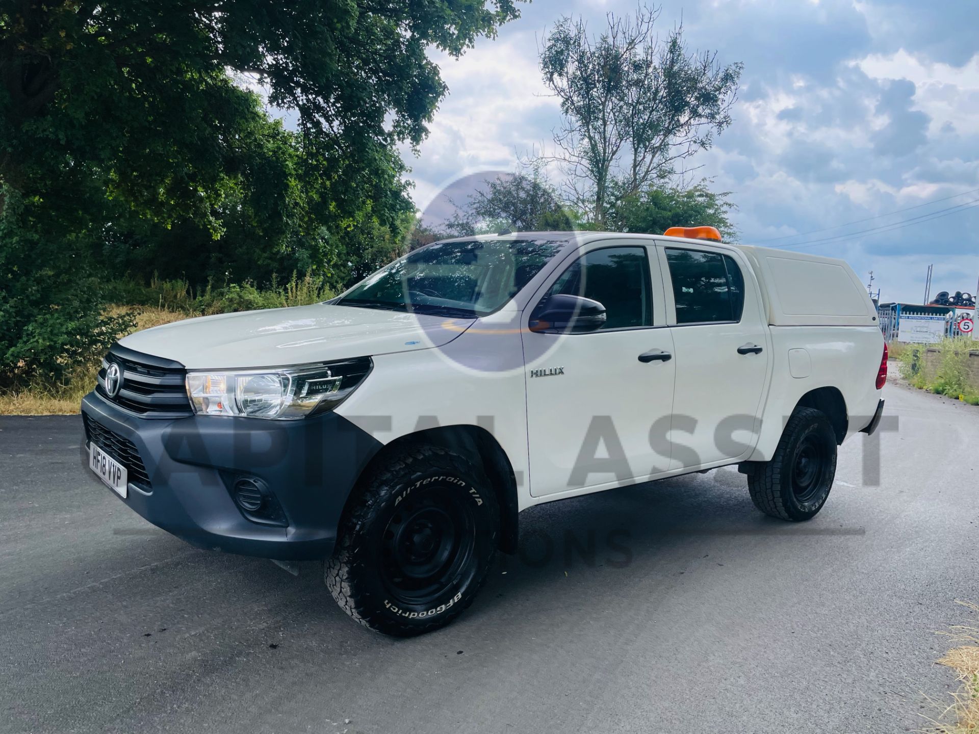 TOYOTA HILUX *DOUBLE CAB PICK-UP* (2018 - EURO 6) 2.4 D4-D - 6 SPEED (1 OWNER) *ULTRA LOW MILES*