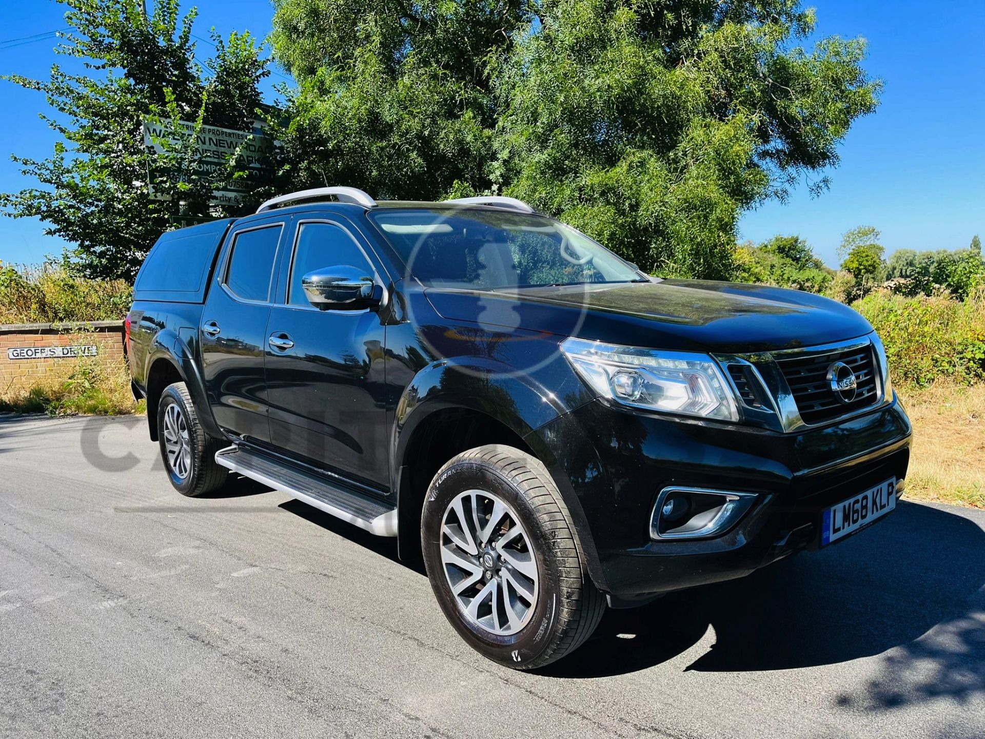 NISSAN NAVARA *TEKNA EDITION* DOUBLE CAB PICK-UP (2019 - EURO 6) 2.3 DCI - STOP/START *HUGE SPEC* - Image 2 of 30