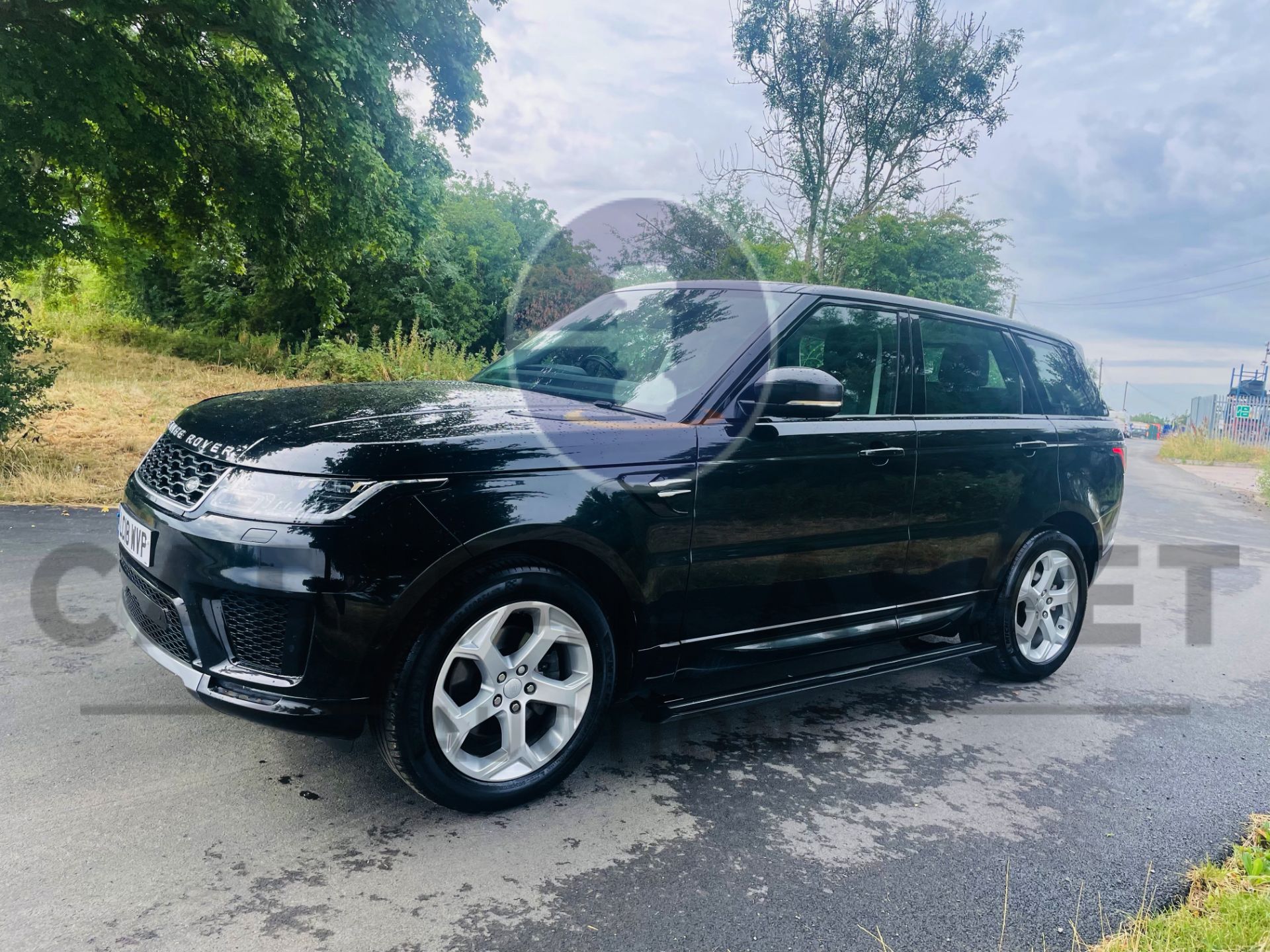 RANGE ROVER SPORT *HSE EDITION* SUV (2018 - NEW MODEL) EURO 6 DIESEL - 8 SPEED AUTOMATIC *HUGE SPEC* - Image 7 of 60
