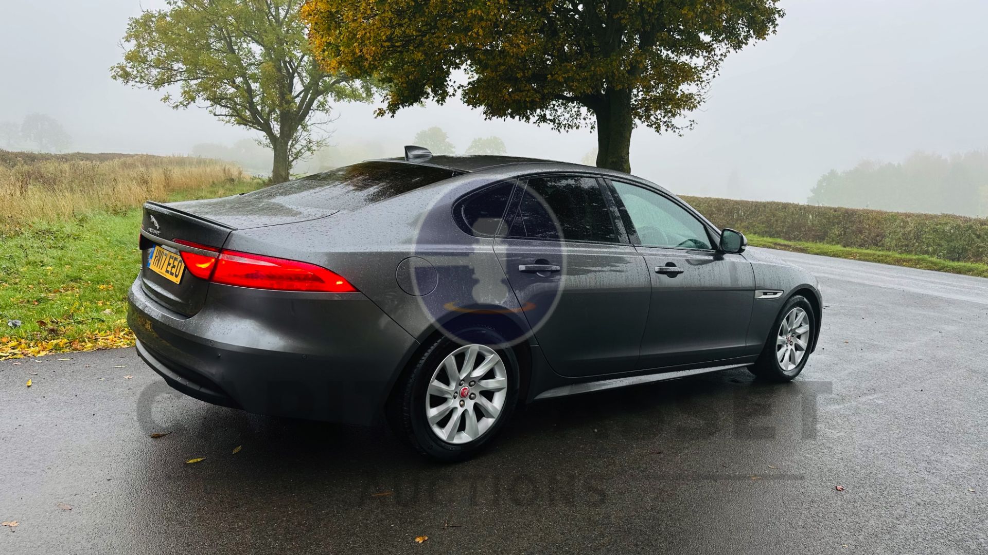 (On Sale) JAGUAR XF *R-SPORT EDITION* 4 DOOR SALOON (2017 - EURO 6) AUTO - LEATHER - NAV *HUGE SPEC* - Image 13 of 43