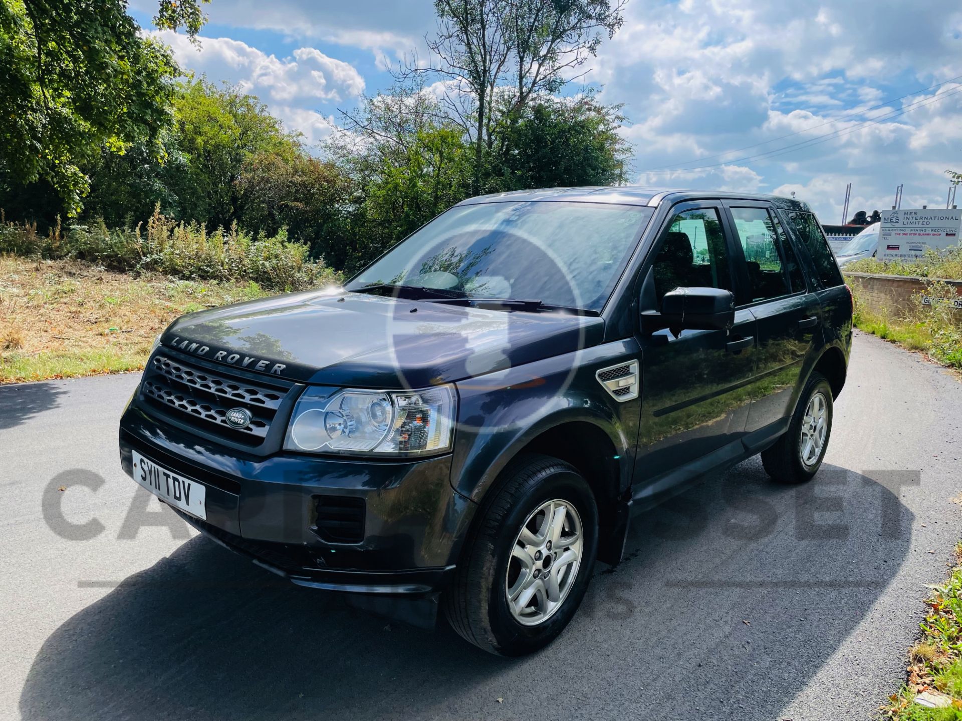 (ON SALE) LAND ROVER FREELANDER *5 DOOR SUV* (2011) 2.2 TD4 - AUTO STOP/START *AIR CON* (NO VAT) - Image 5 of 40