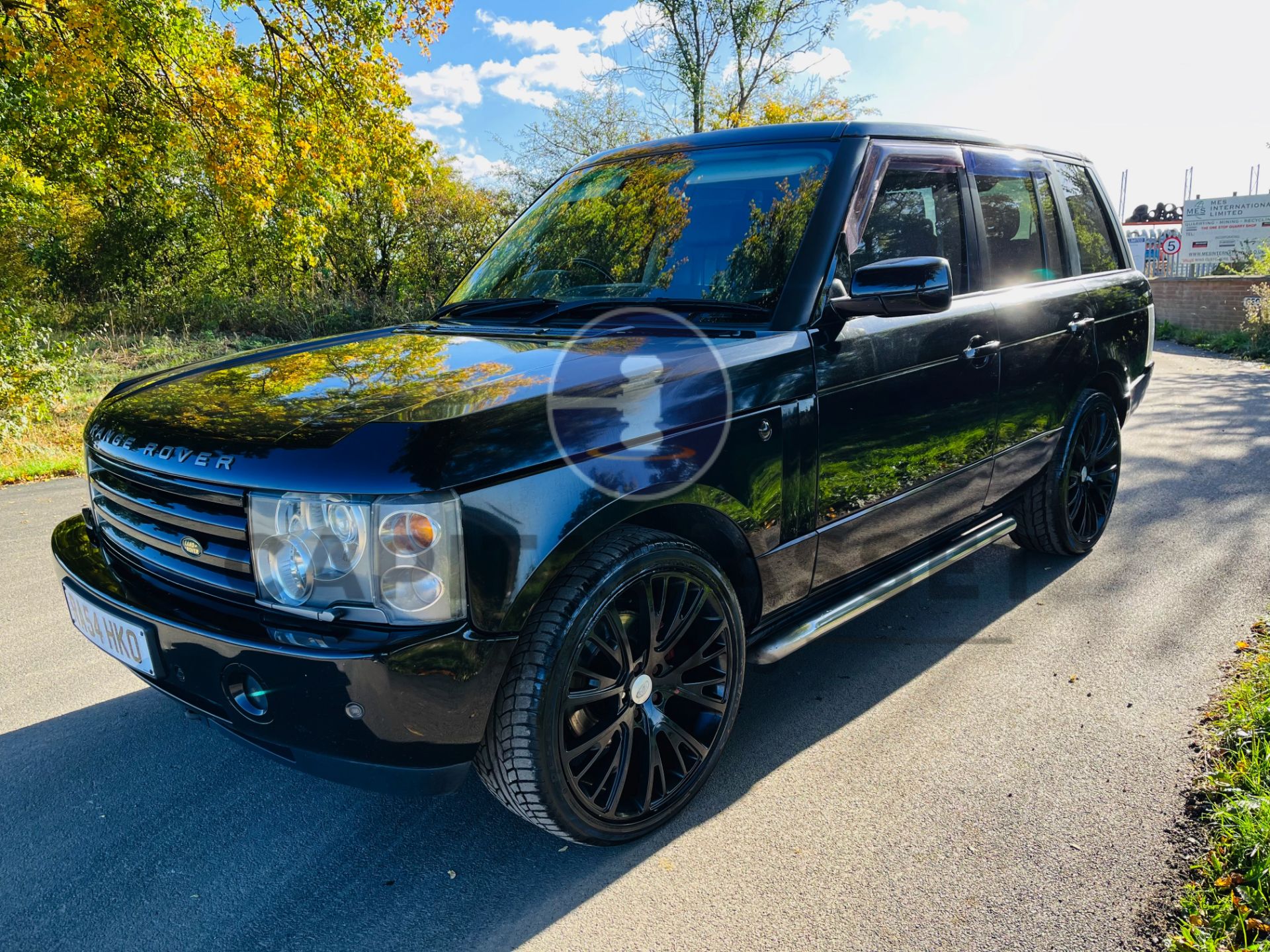 (ON SALE) RANGE ROVER VOGUE 3.0 TD6 BLACK-MASSIVE SPEC-SAT NAV-SUN ROOF-ELECTRIC EVERYTHING (NO VAT) - Image 3 of 34