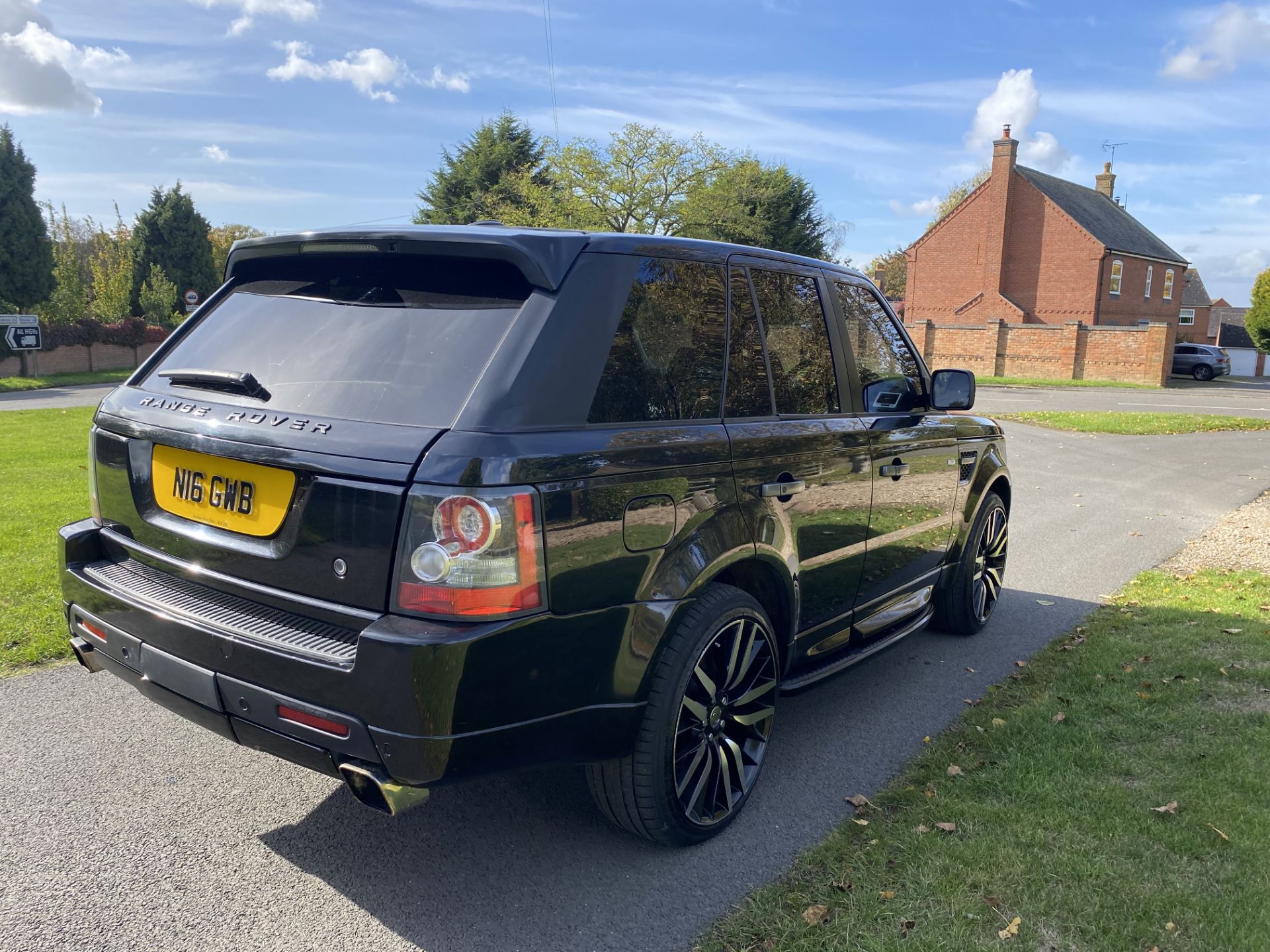 (ON SALE) RANGE ROVER SPORT 3.0"TDV6 HSE AUTO" BLACK LEATHER - SAT NAV - MASSIVE SPEC - LOOK! NO VAT - Image 8 of 34