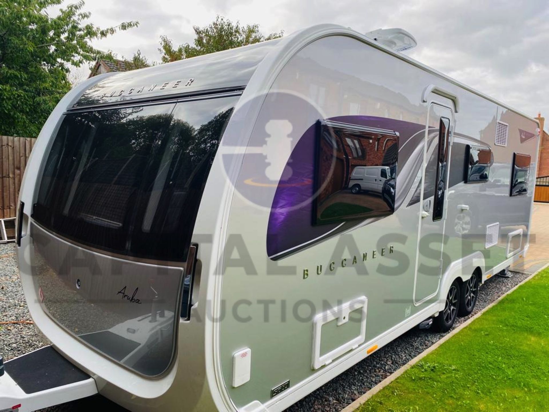 BUCCANEER ARUBA *6 BERTH LUXURY TOURING CARAVAN* (2022 - UNUSED) FIXED END BEDROOM *ULTIMATE SPEC* - Image 3 of 24