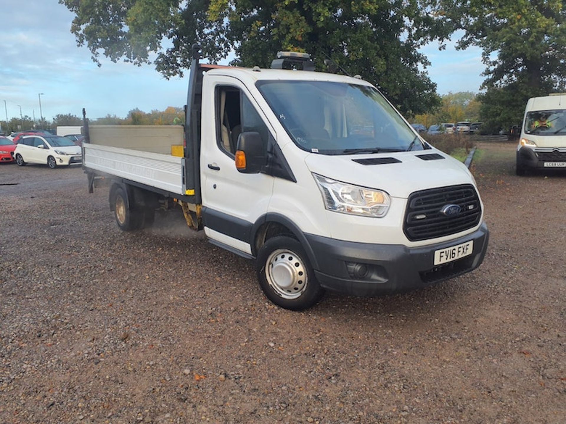 FORD TRANSIT 125 T350 *LWB - DROPSIDE TRUCK* (2016) 2.2 TDCI - 6 SPEED *ELEC TAIL-LIFT* (3500 KG)