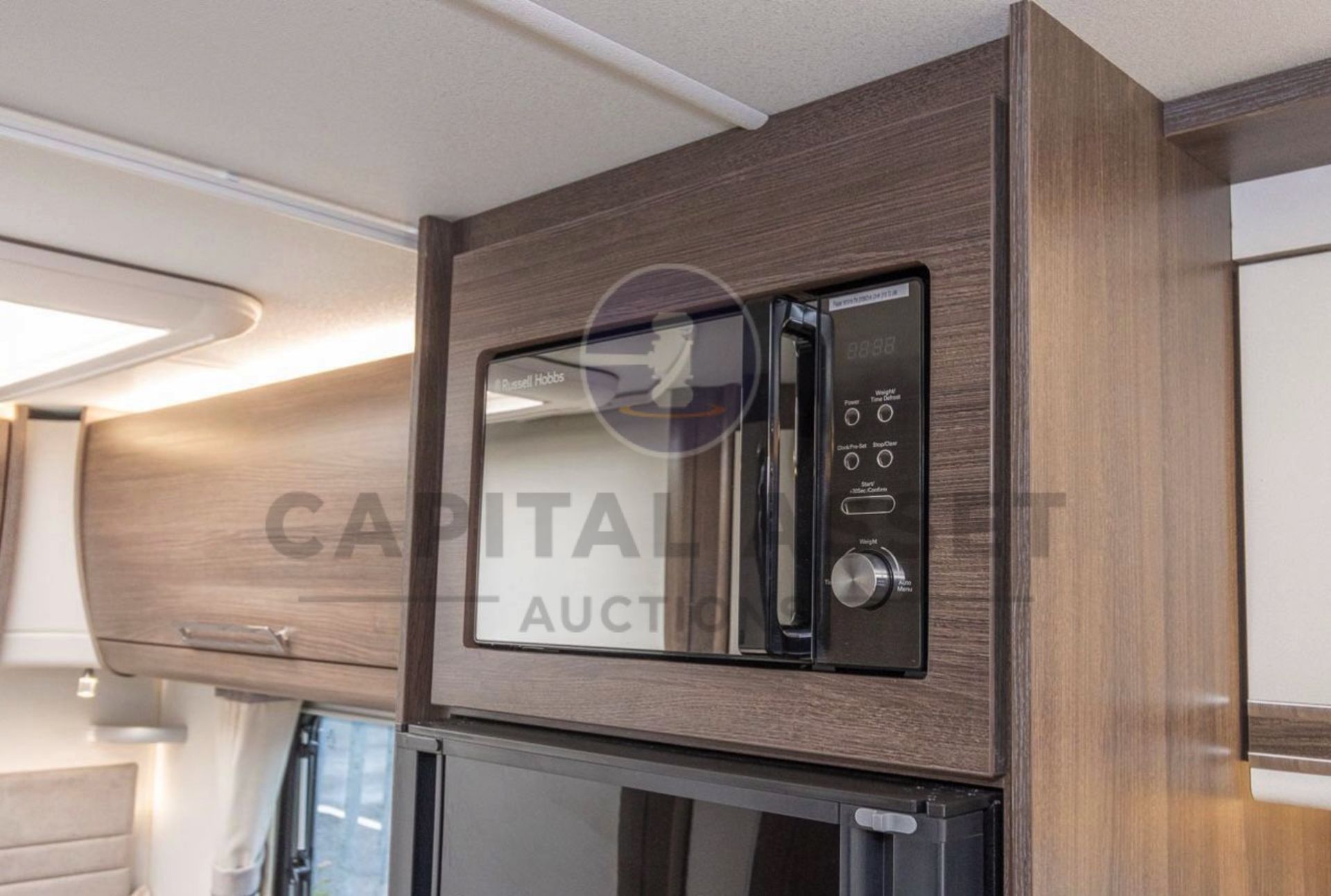 BUCCANEER ARUBA *6 BERTH LUXURY TOURING CARAVAN* (2022 - UNUSED) FIXED END BEDROOM *ULTIMATE SPEC* - Image 16 of 24