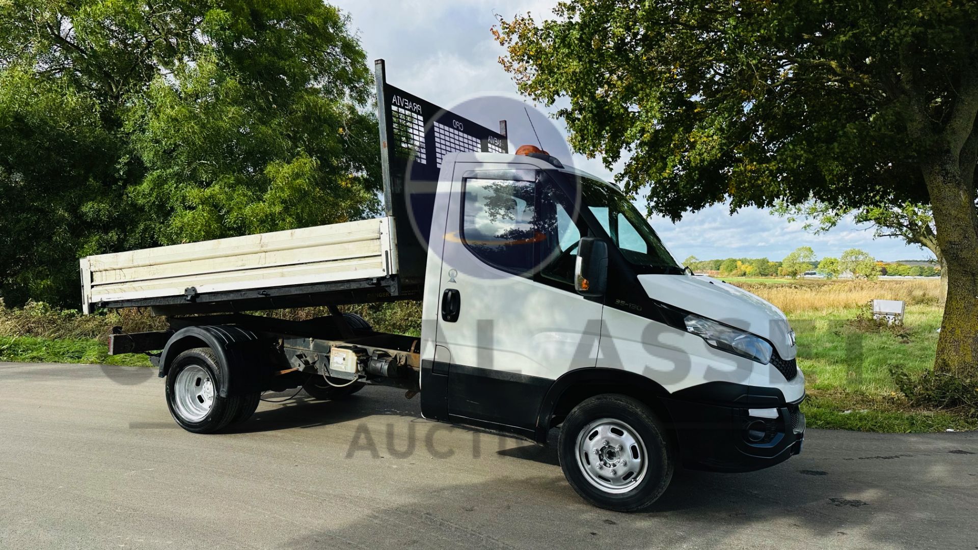 (On Sale) IVECO DAILY 35C13 *SINGLE CAB - TIPPER TRUCK* (2016 MODEL) 2.3 DIESEL - 6 SPEED (3500 KG)