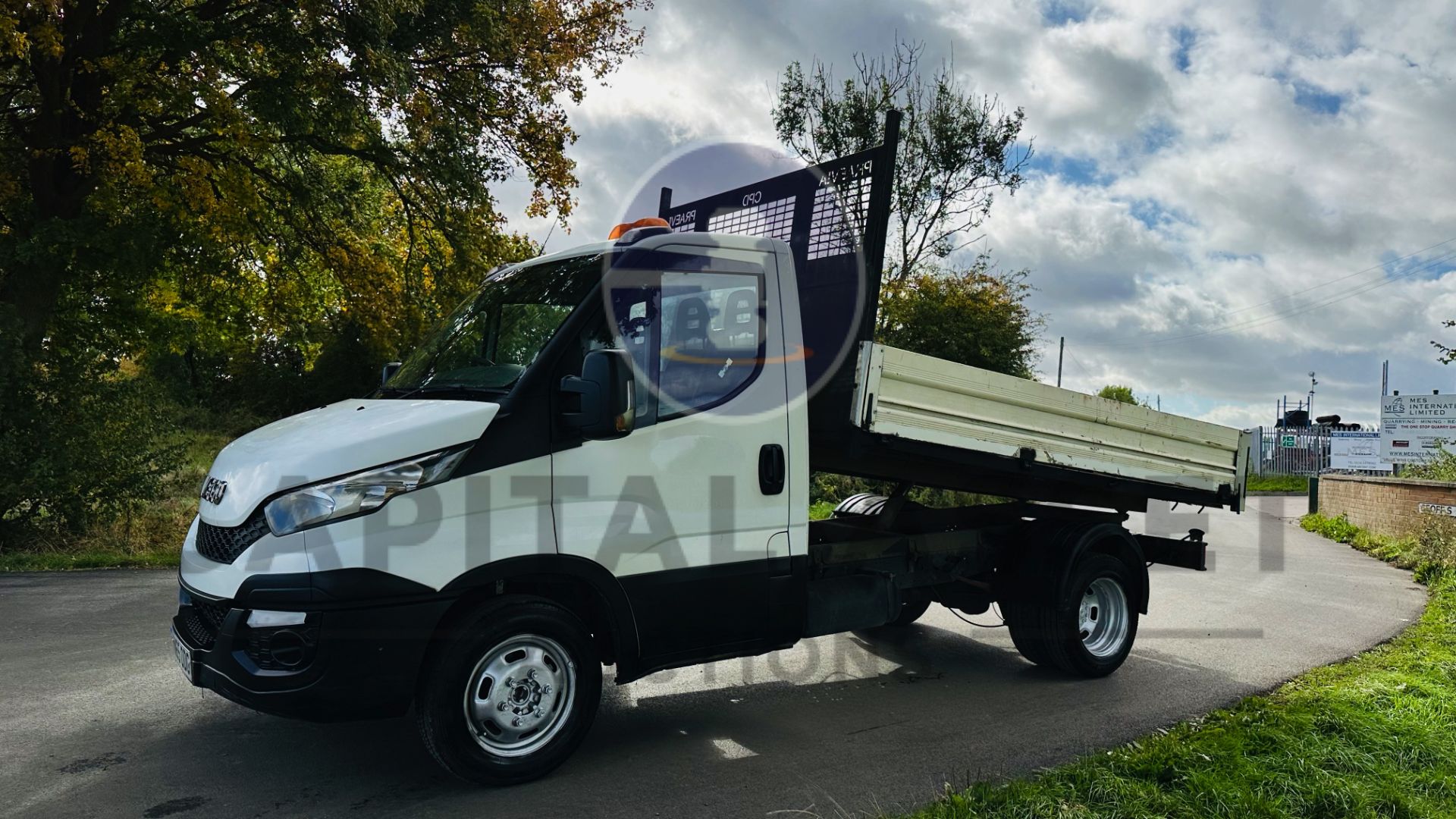 (On Sale) IVECO DAILY 35C13 *SINGLE CAB - TIPPER TRUCK* (2016 MODEL) 2.3 DIESEL - 6 SPEED (3500 KG) - Image 7 of 36