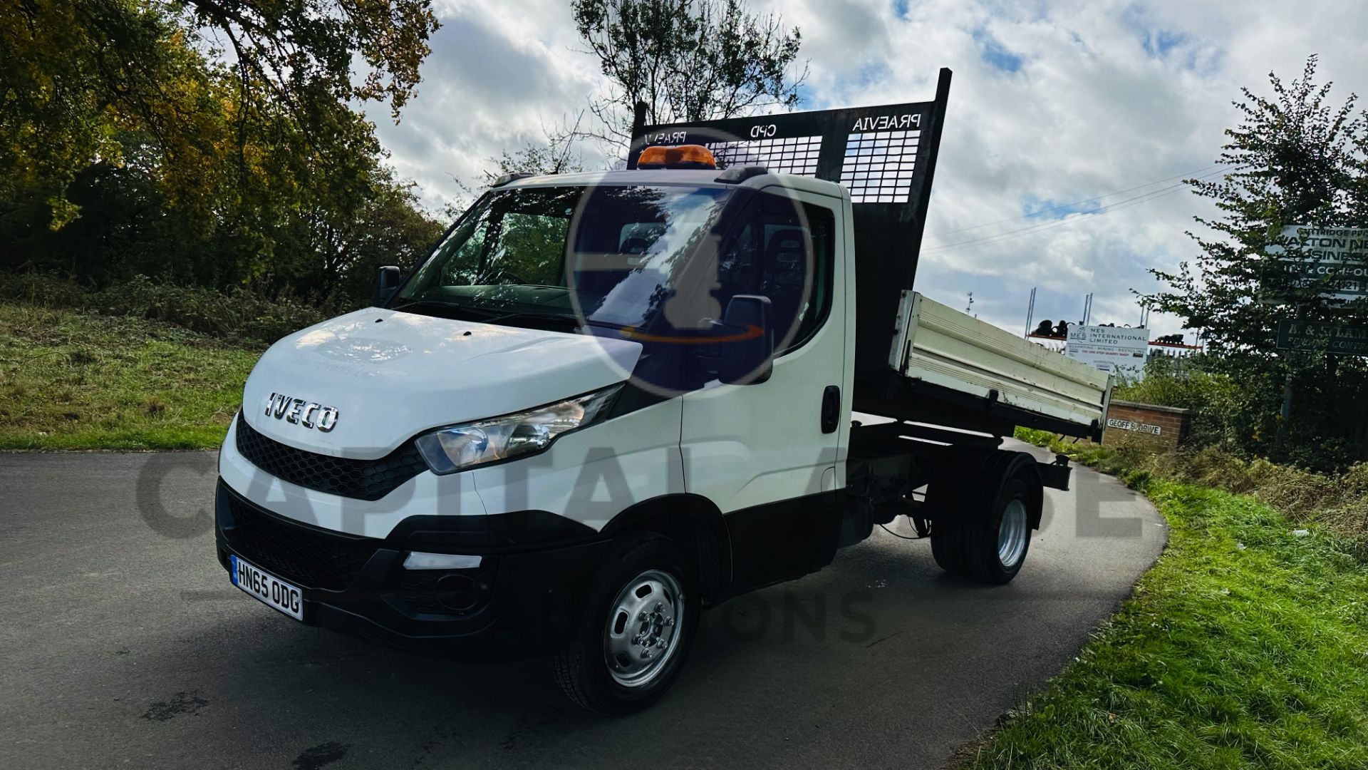 (On Sale) IVECO DAILY 35C13 *SINGLE CAB - TIPPER TRUCK* (2016 MODEL) 2.3 DIESEL - 6 SPEED (3500 KG) - Image 6 of 36