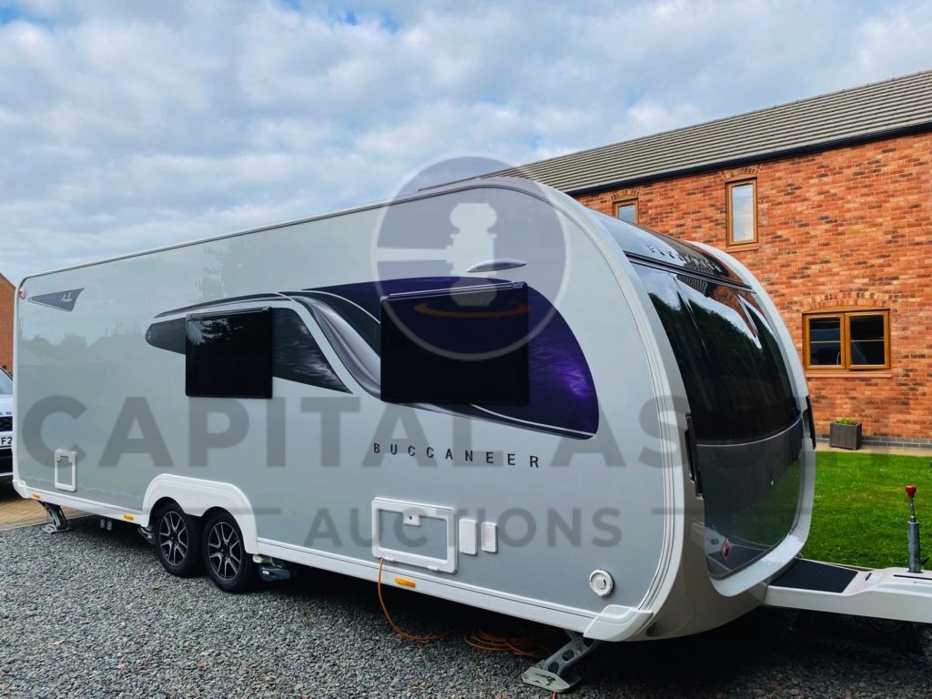 BUCCANEER ARUBA *6 BERTH LUXURY TOURING CARAVAN* (2022 - UNUSED) FIXED END BEDROOM *ULTIMATE SPEC* - Image 10 of 24