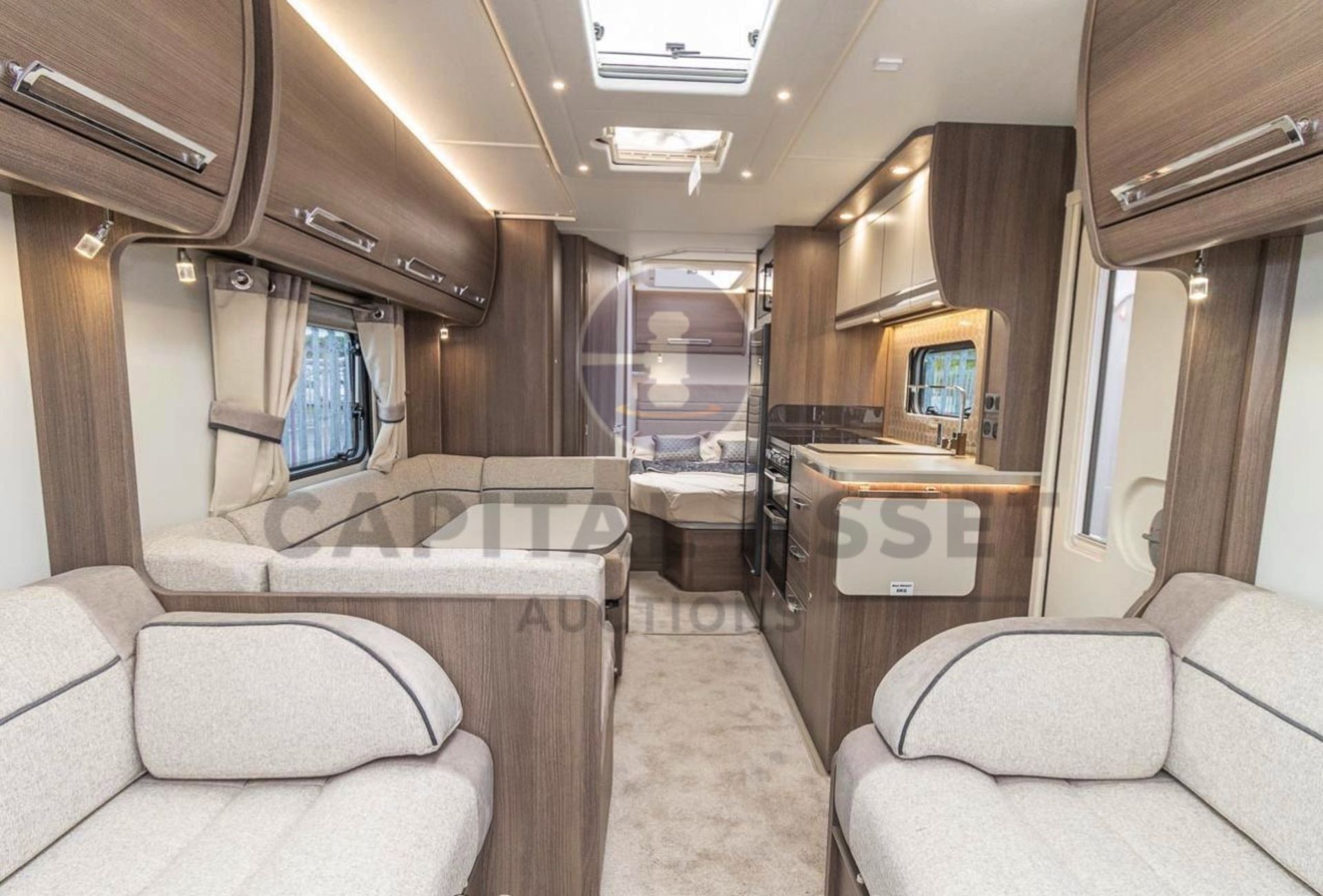 BUCCANEER ARUBA *6 BERTH LUXURY TOURING CARAVAN* (2022 - UNUSED) FIXED END BEDROOM *ULTIMATE SPEC* - Image 22 of 24