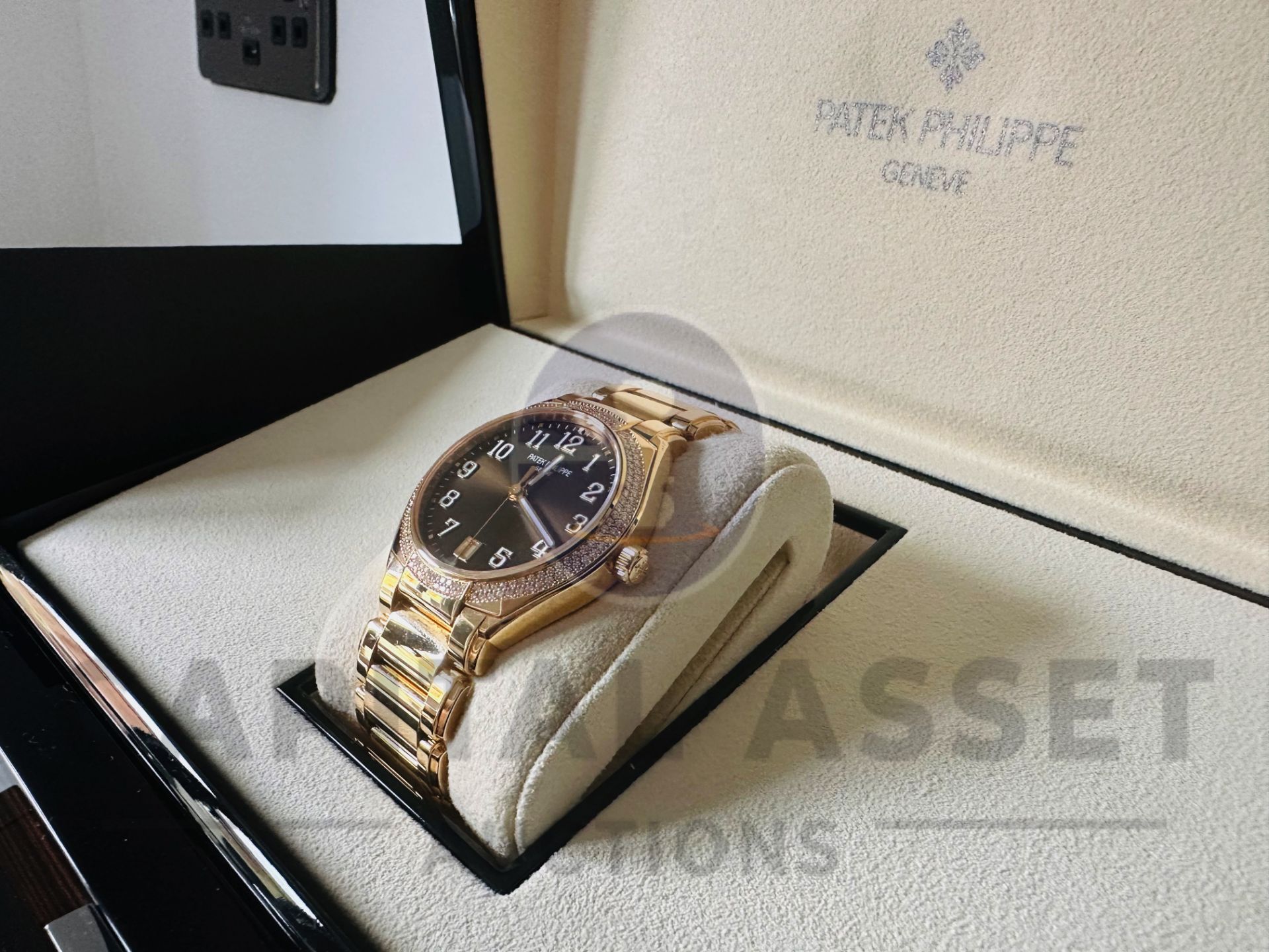 PATEK PHILLIPE TWENTY~4 AUTOMATIC *18ct ROSE GOLD* (2022 - BRAND NEW / UNWORN) *160 DIAMOND BEZEL* - Image 18 of 38