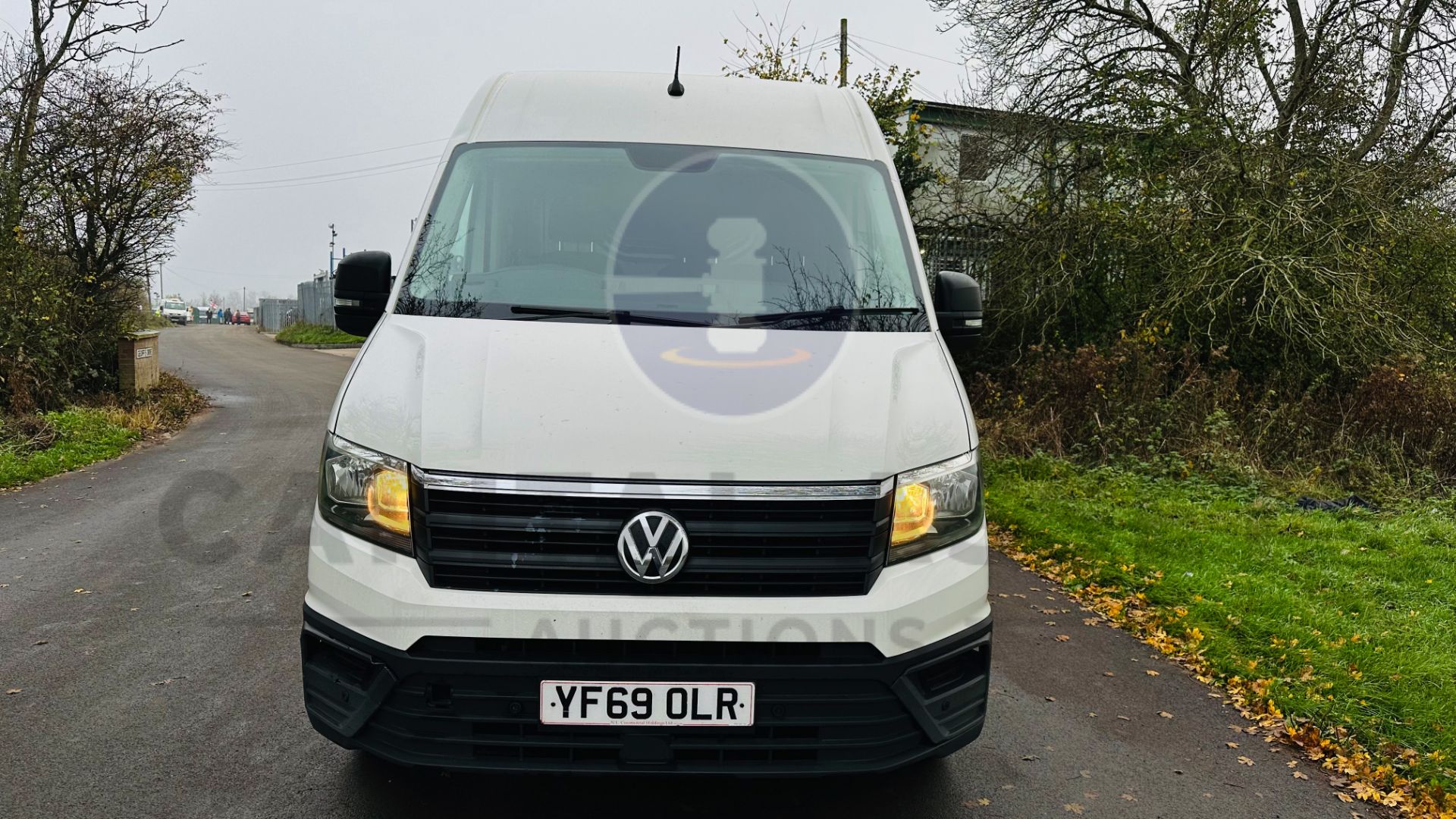 VOLKSWAGEN CRAFTER *TRENDLINE* LWB HI-ROOF (2020 -EURO 6) 2.0 TDI -1 40 BHP- 6 SPEED *A/C* (3500 KG) - Image 4 of 39