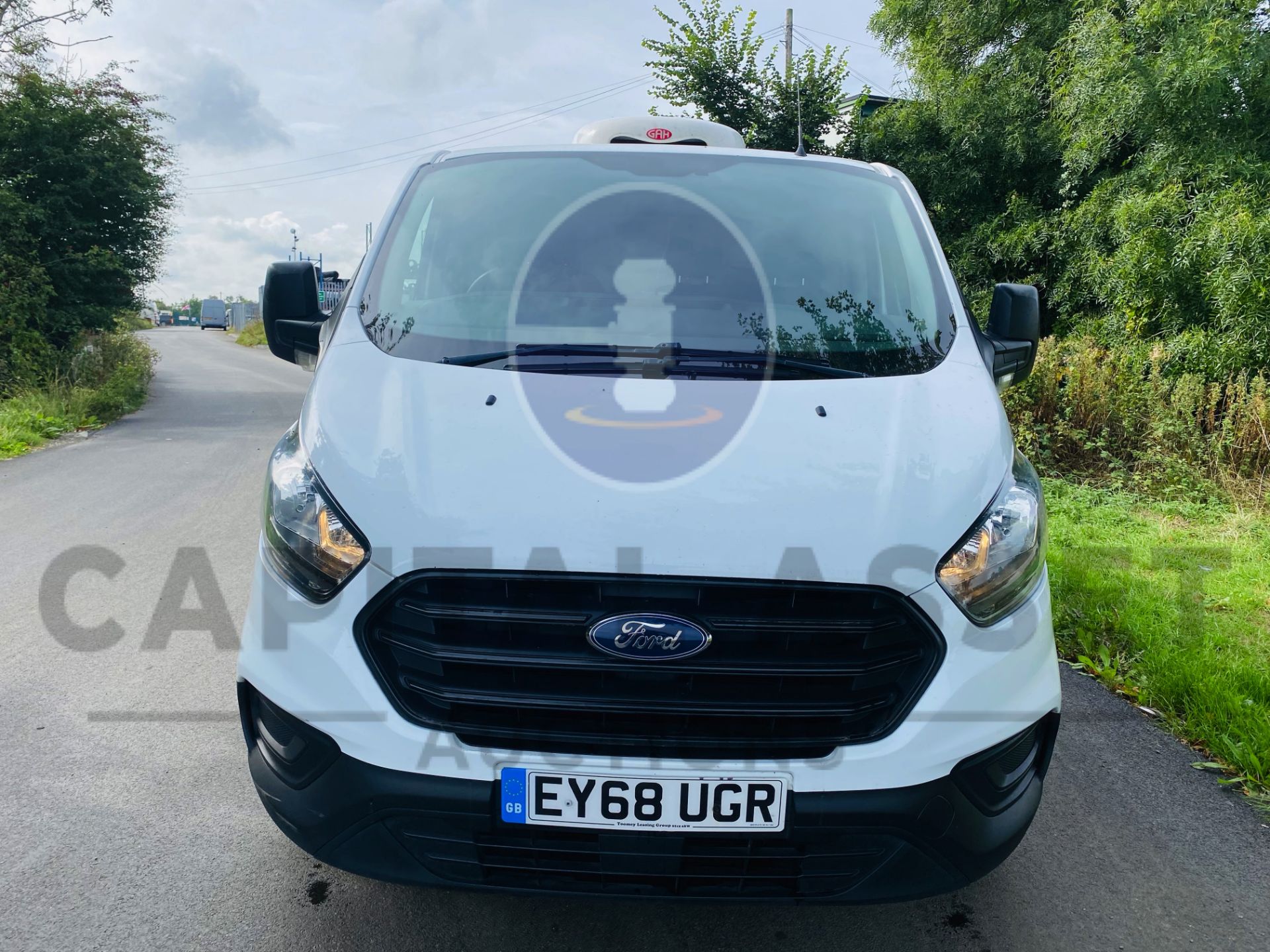 FORD TRANSIT CUSTOM *GAH REFRIGERATED VAN* (2019 - EURO 6) 2.0 TDCI - 6 SPEED (1 OWNER FROM NEW) - Image 14 of 38