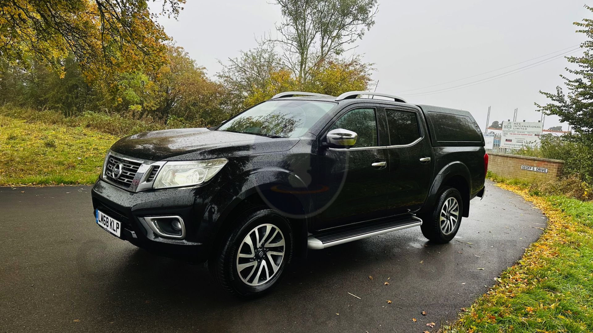 NISSAN NAVARA *TEKNA EDITION* DOUBLE CAB PICK-UP (2019 - EURO 6) 2.3 DCI - STOP/START (1 OWNER) - Image 7 of 48